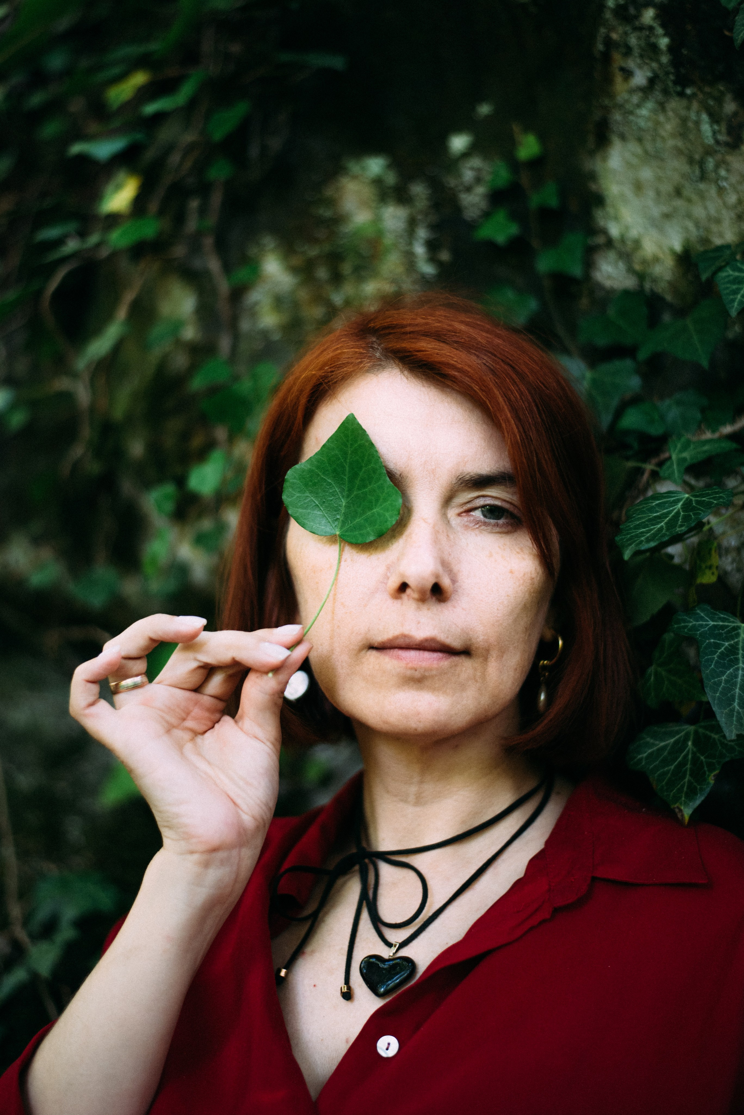 Женский портрет на природе