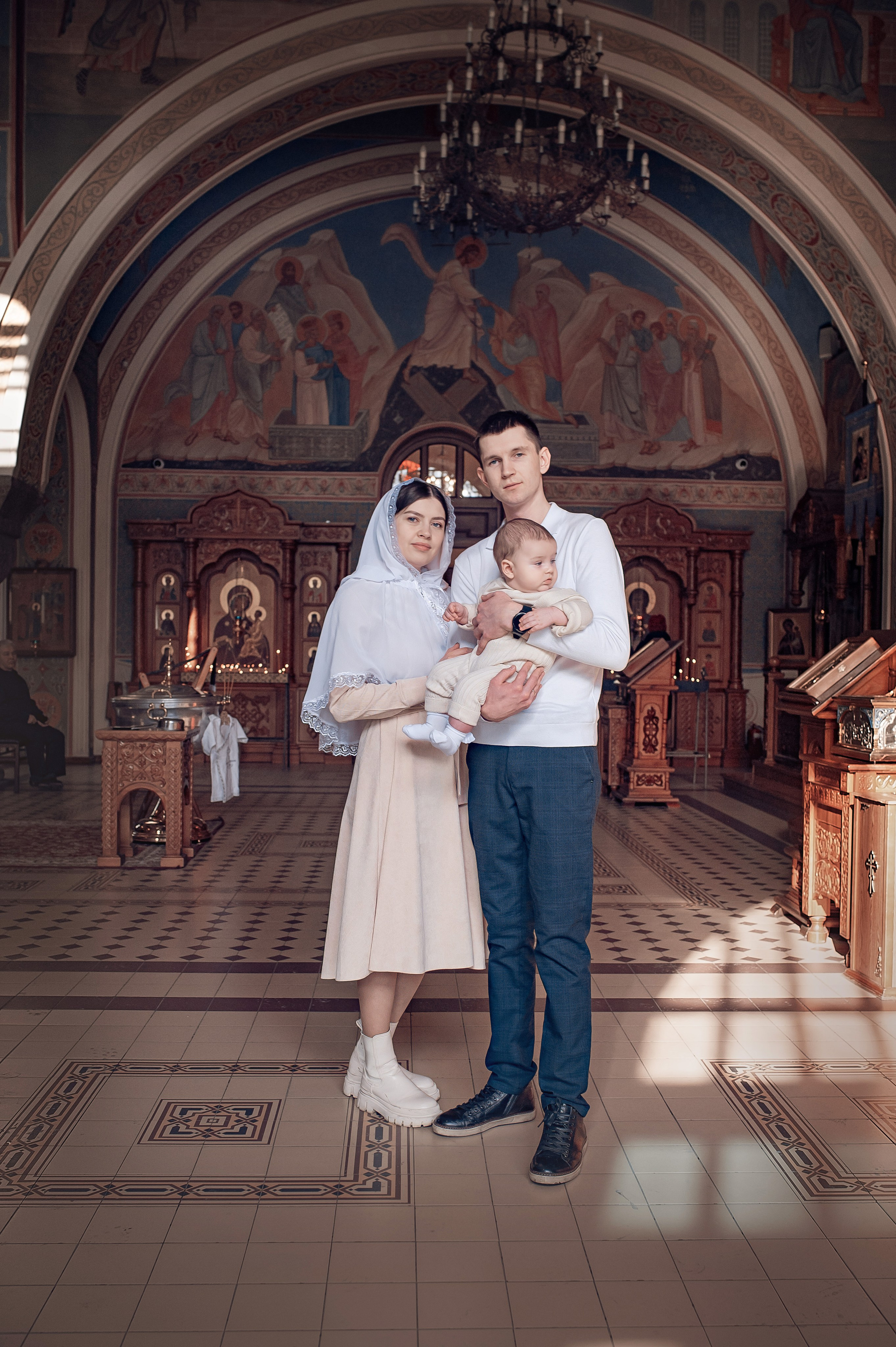 Крещение Ярослава в Храме Иоанна Предтечи. Фотографы крещения/венчания  Красноярск Татьяна и Вячеслав Переваловы