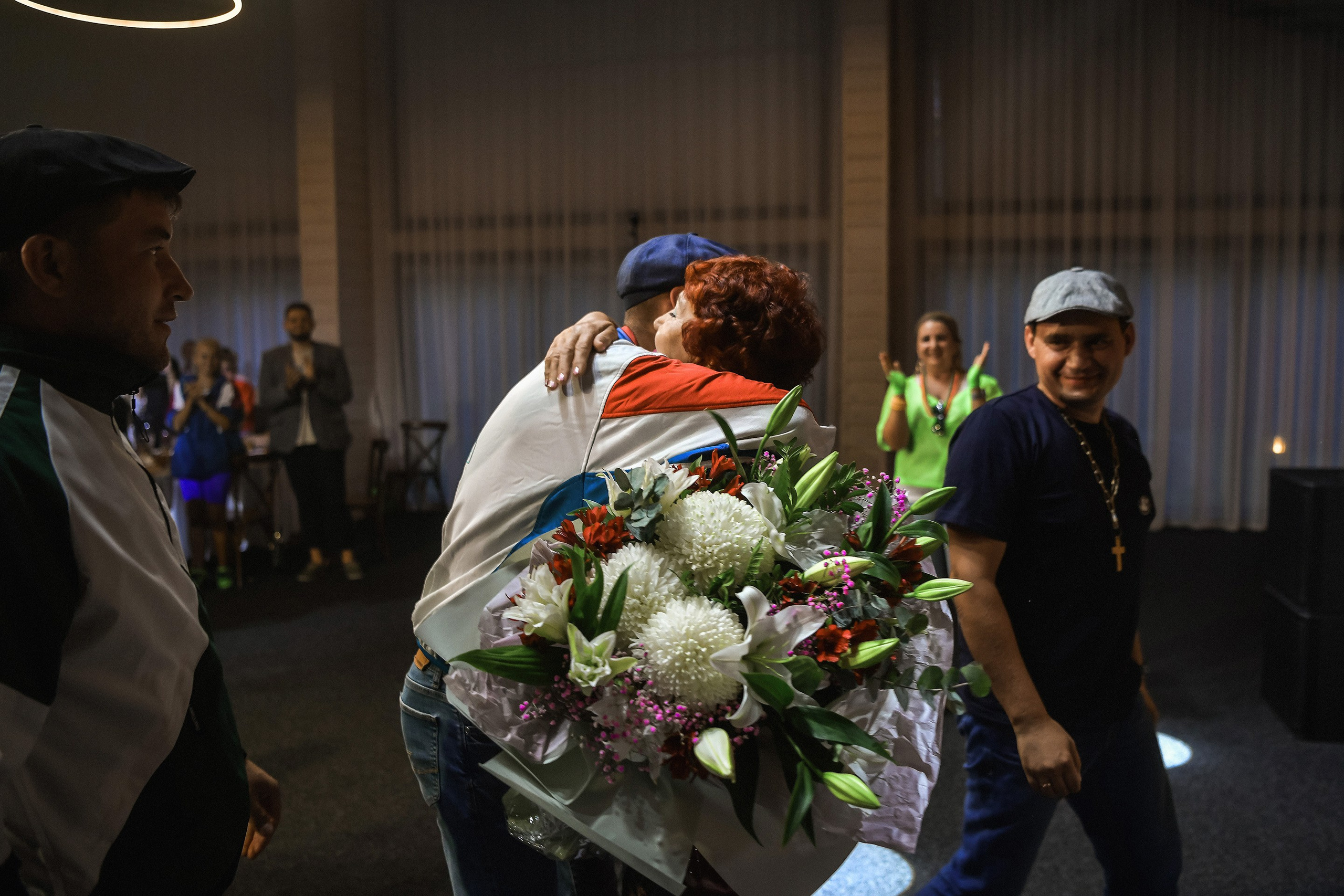 📸 Фоторепортажи с корпоративов и юбилеев в Красноярске | Примеры работ. 📸 Свадебный и семейный фотограф в Красноярске Тихомиров Евгений | 17 лет опыта | 800+ свадеб