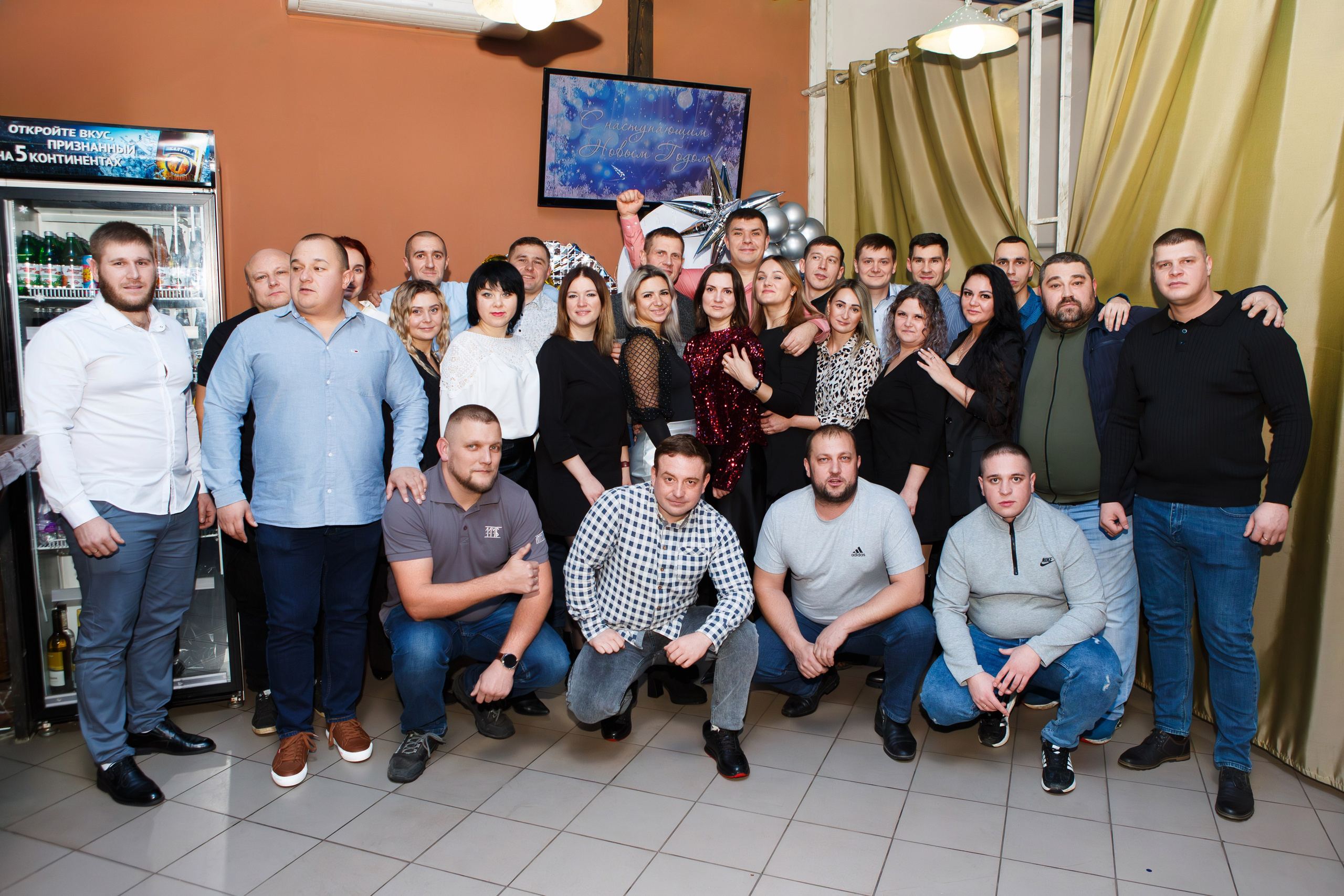 КОРПОРАТИВ 20.12.24 (кафе — АТМОСФЕРА). Профессиональный фотограф в Мценске и Орловской области