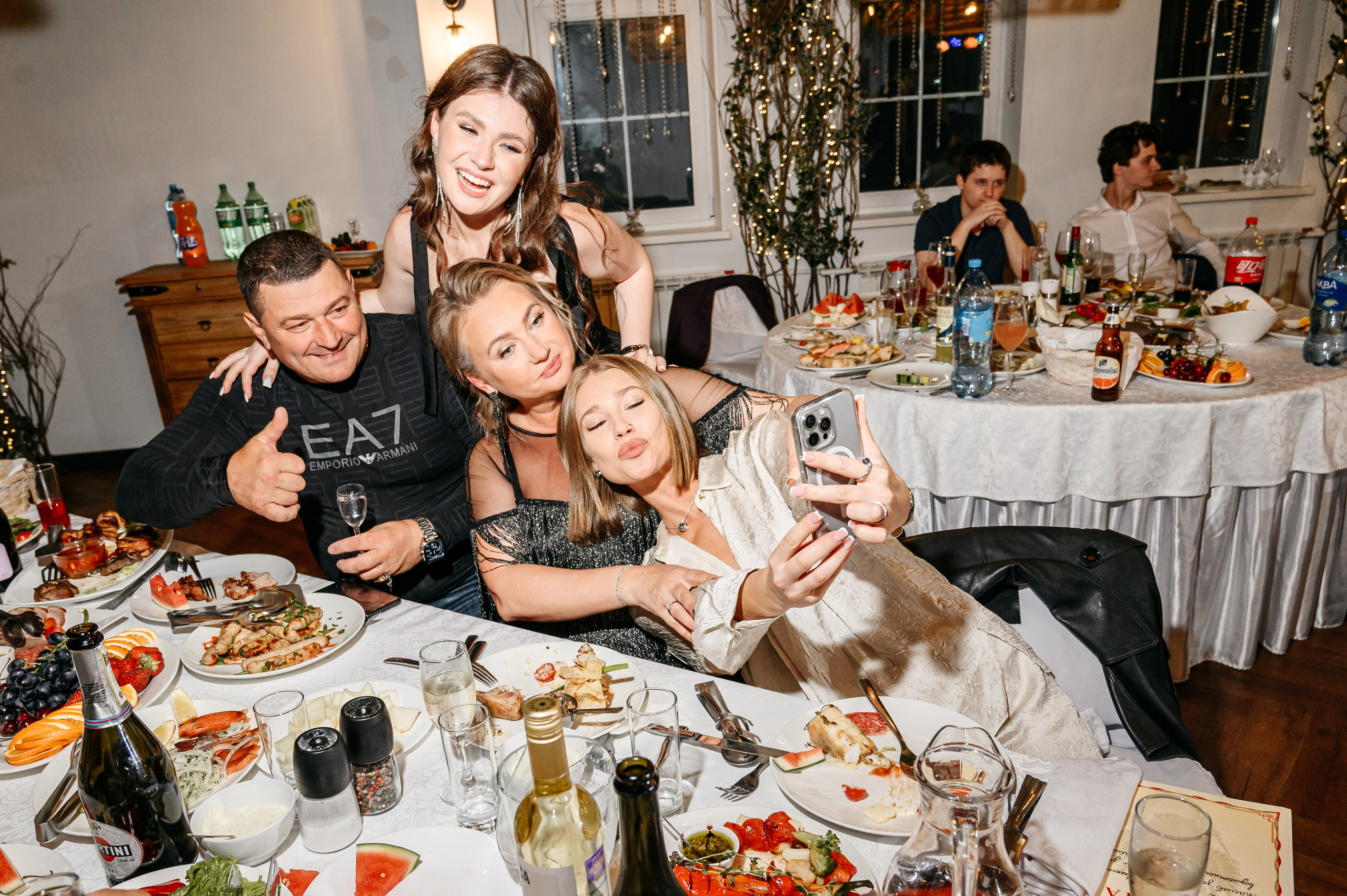 Выпускной Школа № 7. Фотограф Владивосток. Игорь Кирсанов