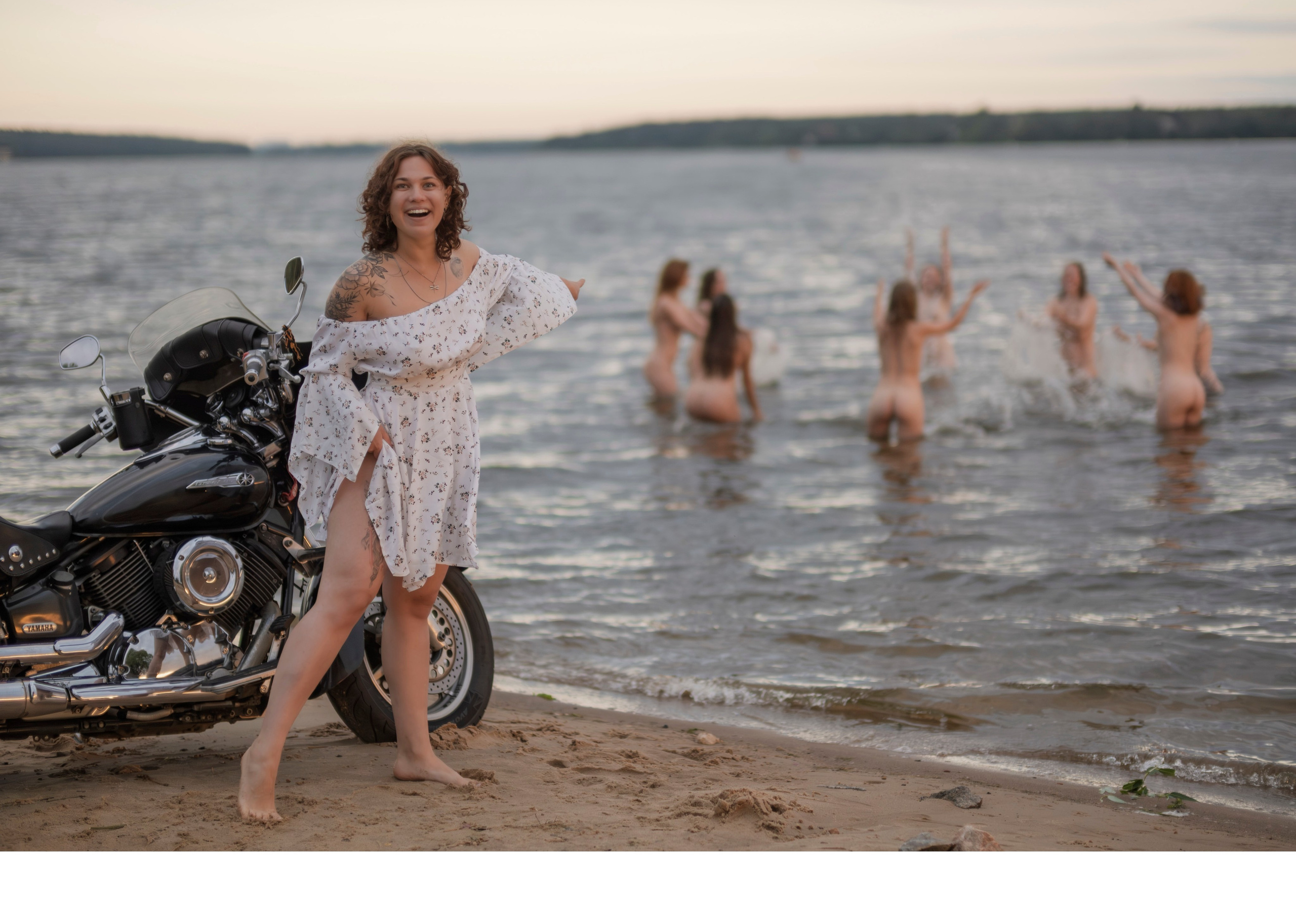 Календарь Girls Only 26. FotoMotoHunterZ — фотографии мотоциклистов на улицах города