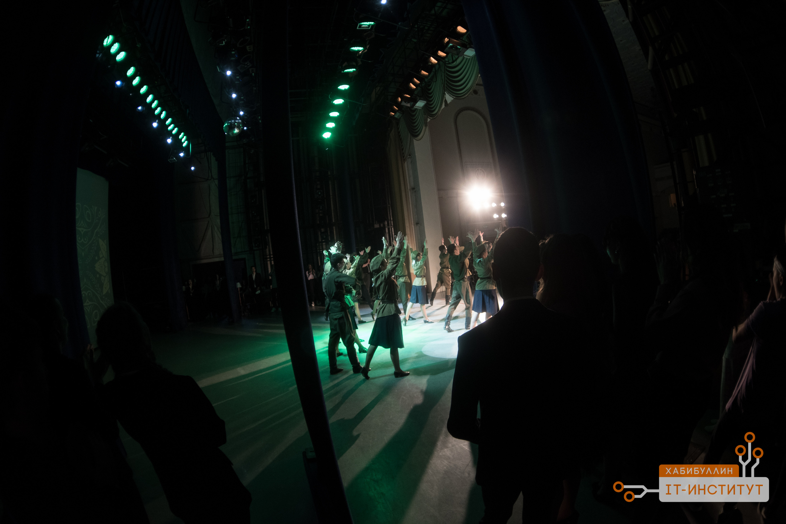 Репортажный фотограф на юбилей корпоратив, мероприятия в Уфе. Свадебный фотограф Тимур Хабибуллин