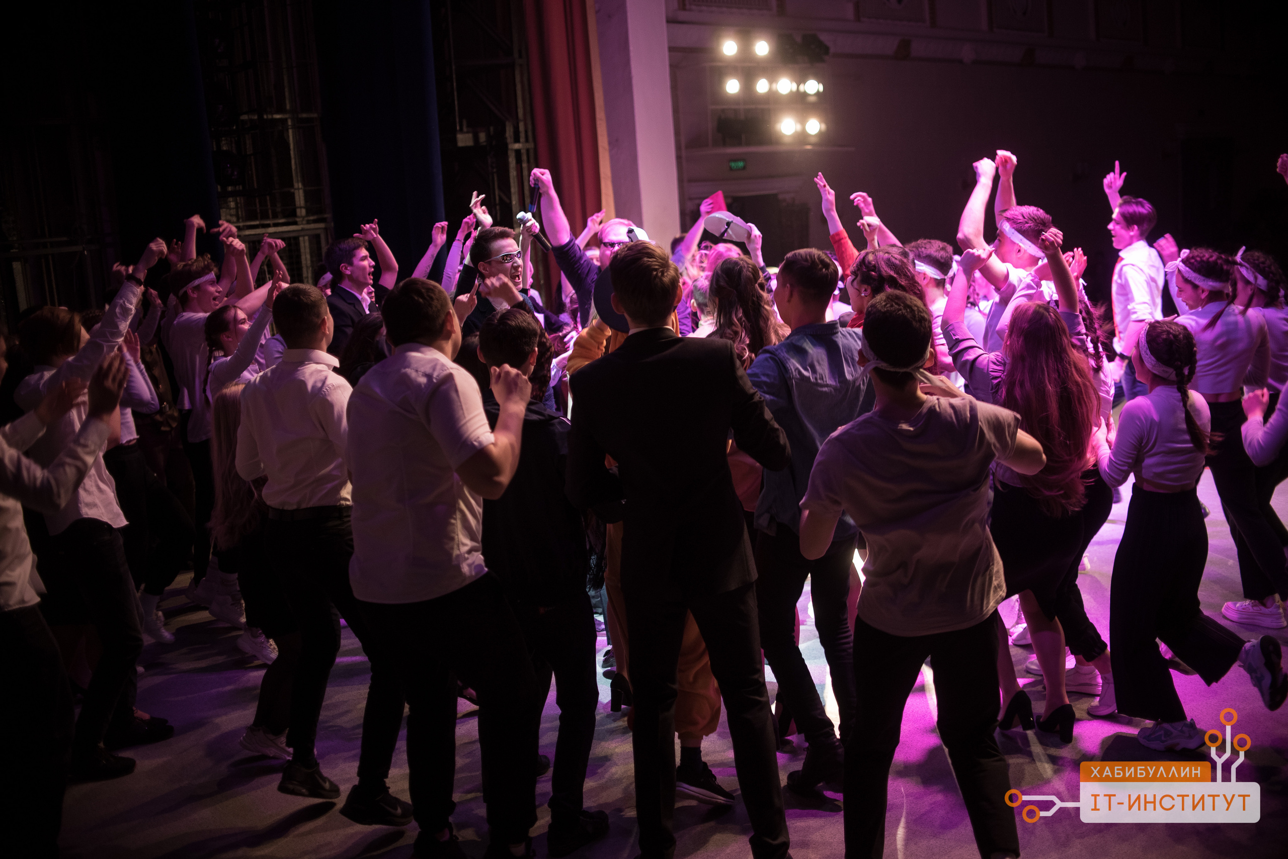 Репортажный фотограф на юбилей корпоратив, мероприятия в Уфе. Свадебный фотограф Тимур Хабибуллин