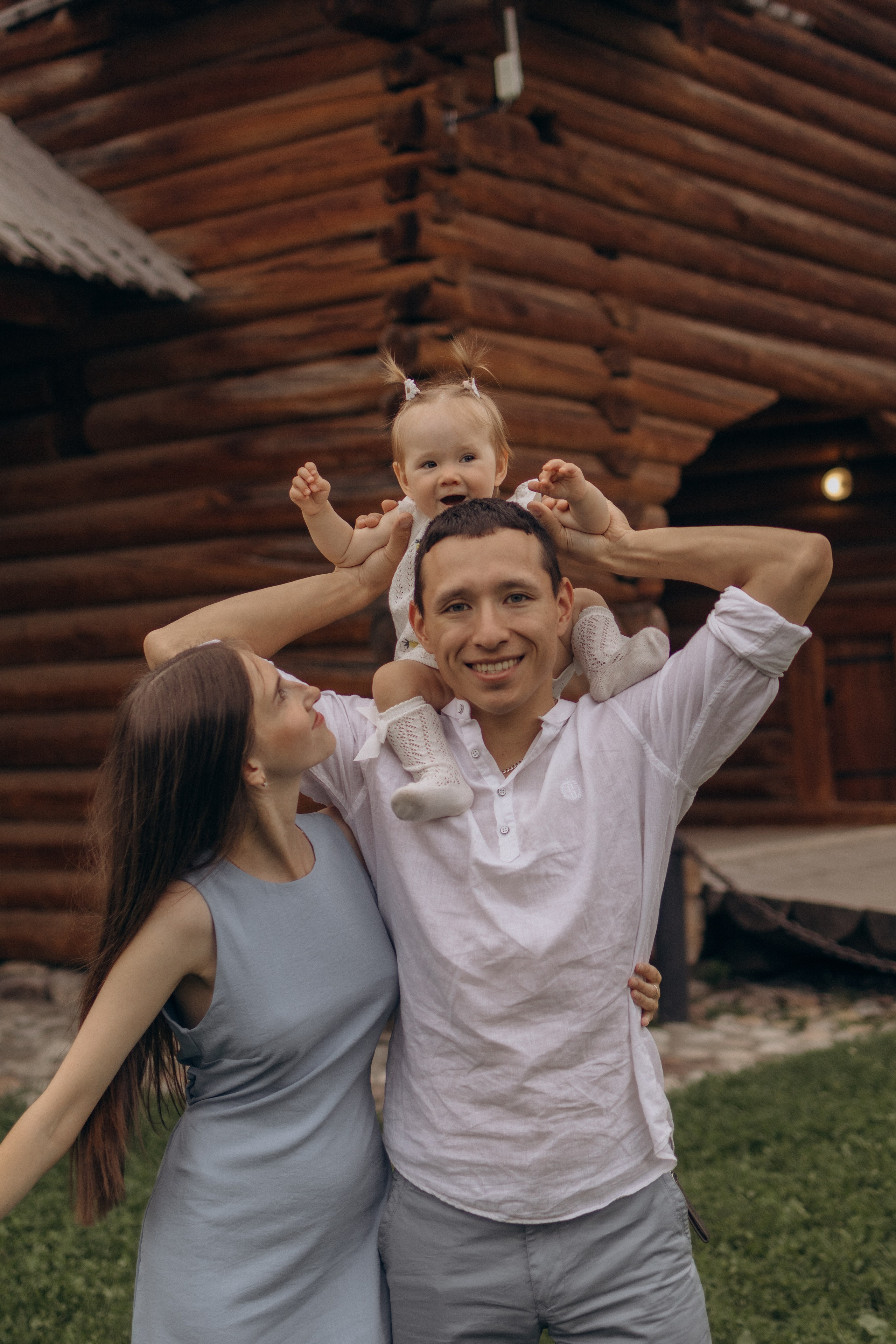 Роман, Мария и Алиса. Семейный фотограф Москва