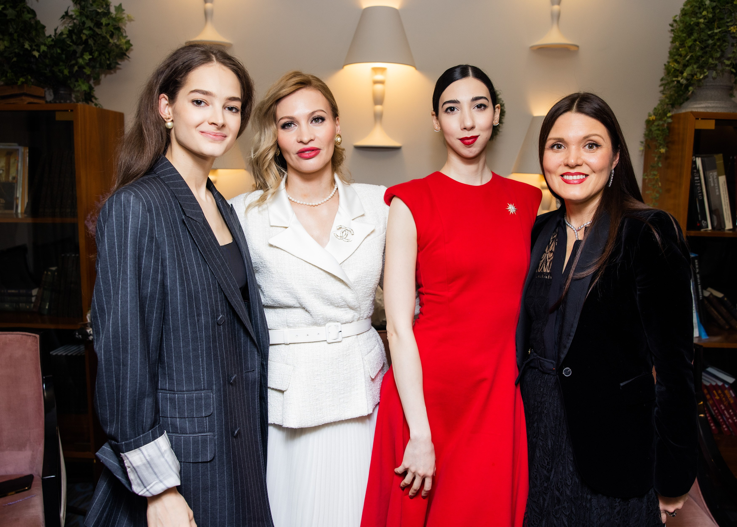 Арт-встреча. Балерины Дружат. Главная