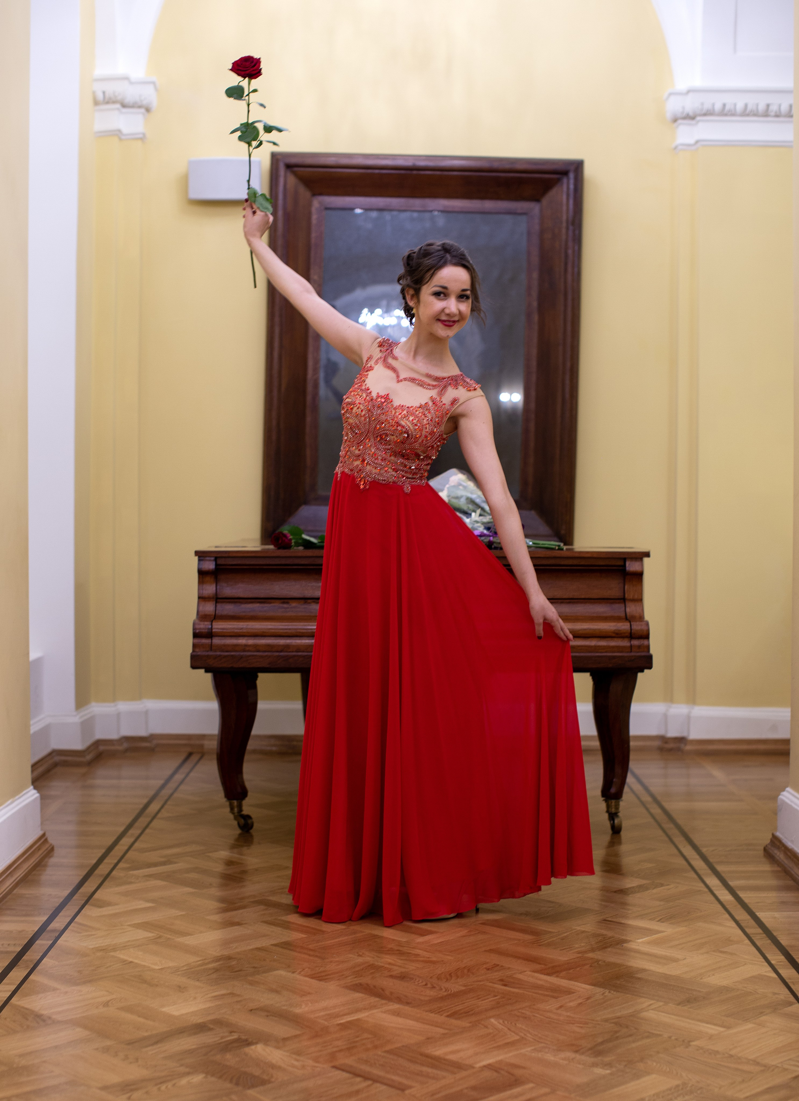 Репортаж -Выпускной. Портретный Студийный и уличный фотограф Москва. Индивидуальные, Семейные, Беременность, Будуар, Каталог, контент съемки для блога и бизнеса