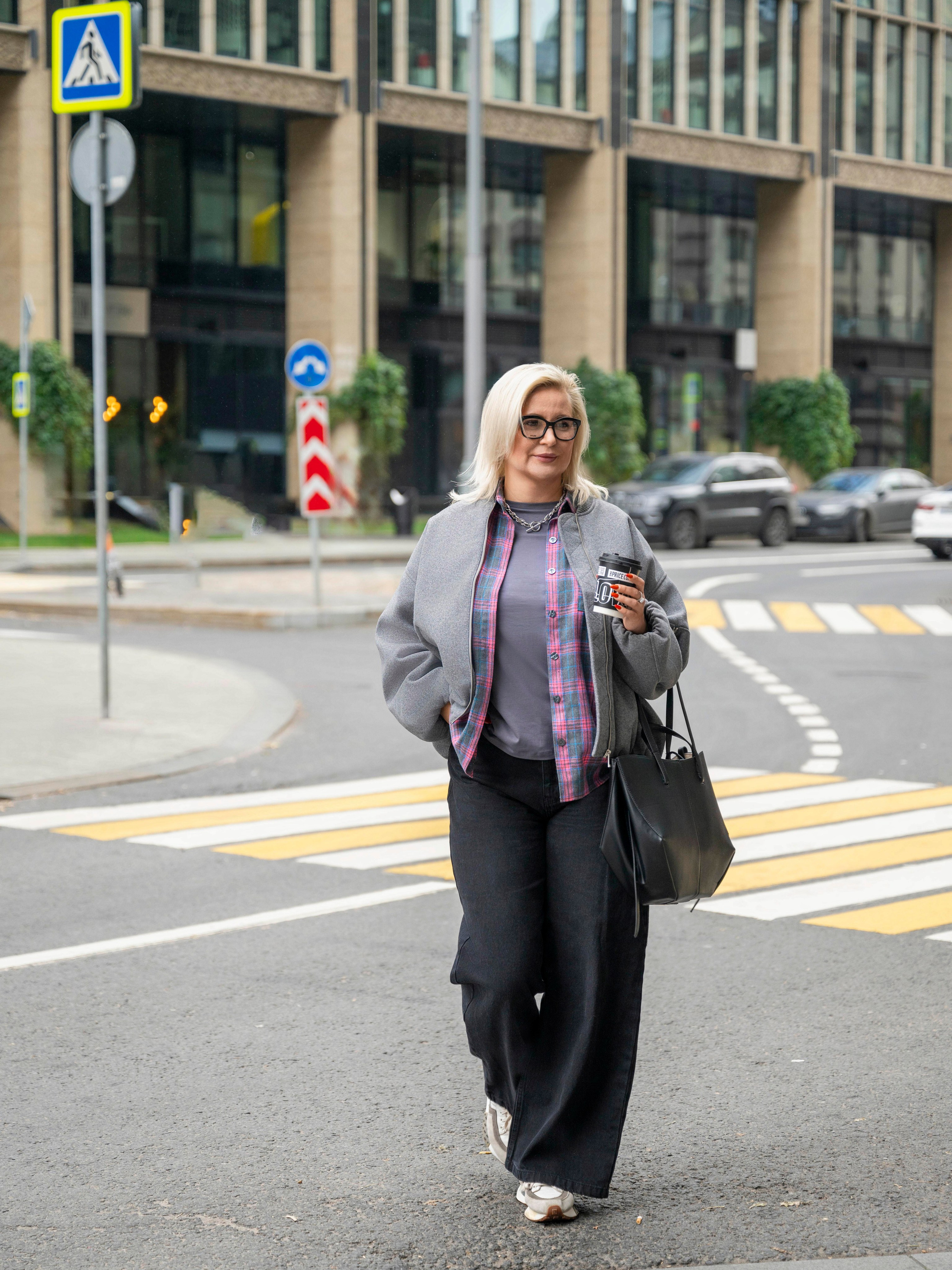 Предметная съемка, съемка для маркетплейсов, съемка для маркетплейсов с моделью, съемка для маркетов, съемка для каталога, съемка для Озон (OZON), съемка для wb, съемка для Wildberries. Фотосъемка для маркетплейсов в Екатеринбурге, Москве