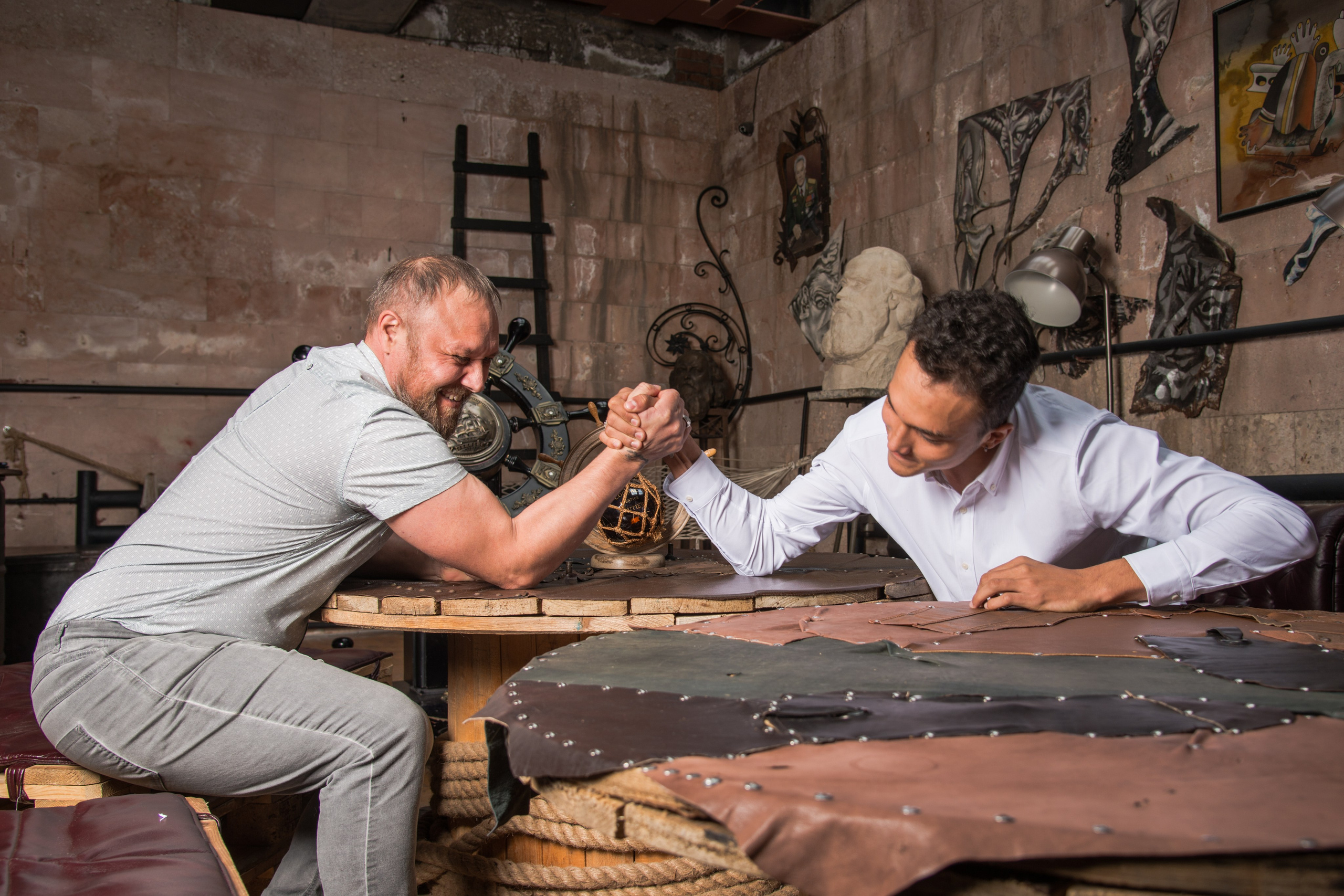 Семейная фотосессия. Фотосессия для большой семьи. Семейный портрет. Семейная фотосессия в студии. Семейный фотограф Екатеринбург Москва