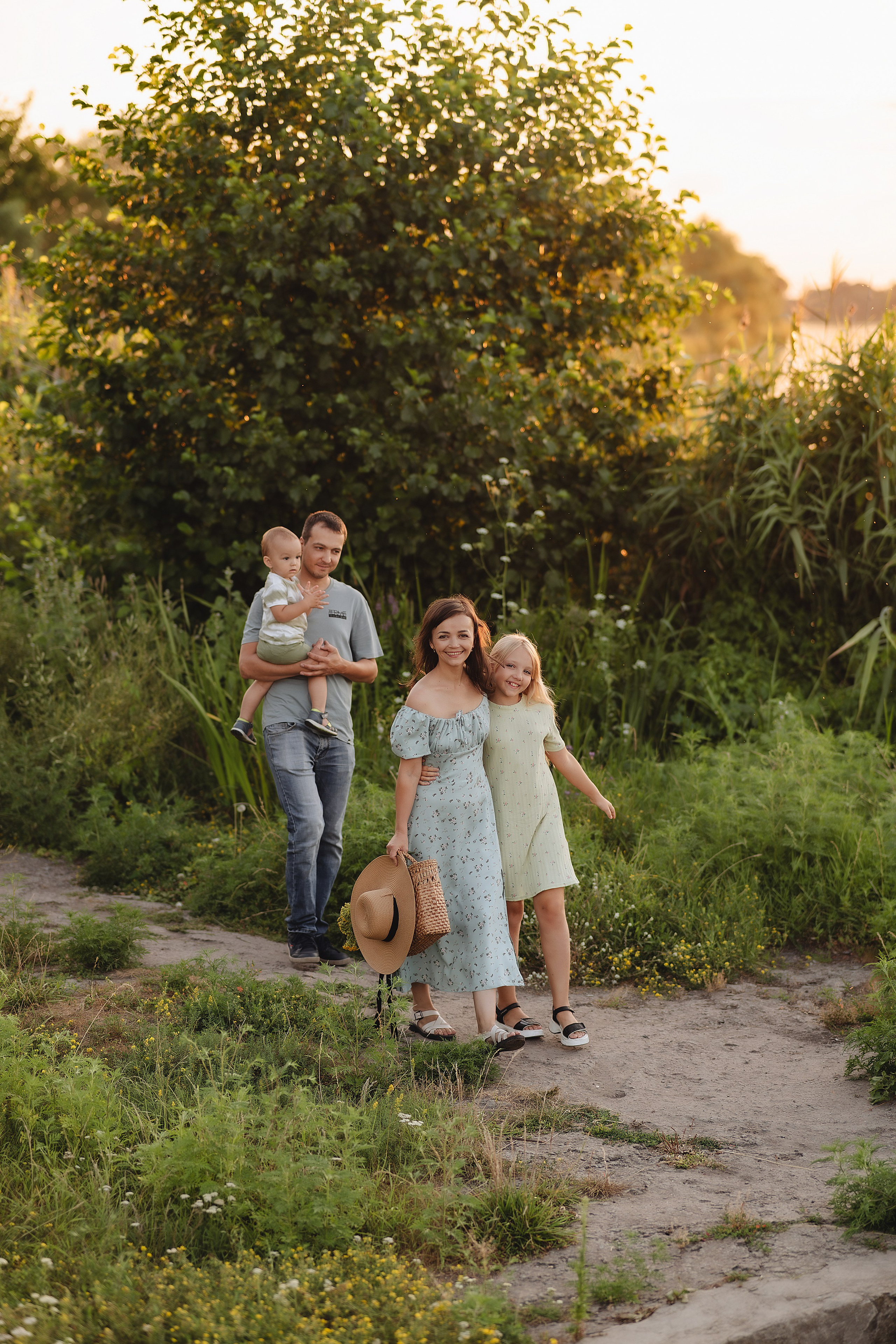 Семейная съемка на закате. Фотограф Карина Шмулёва. Воронеж и область