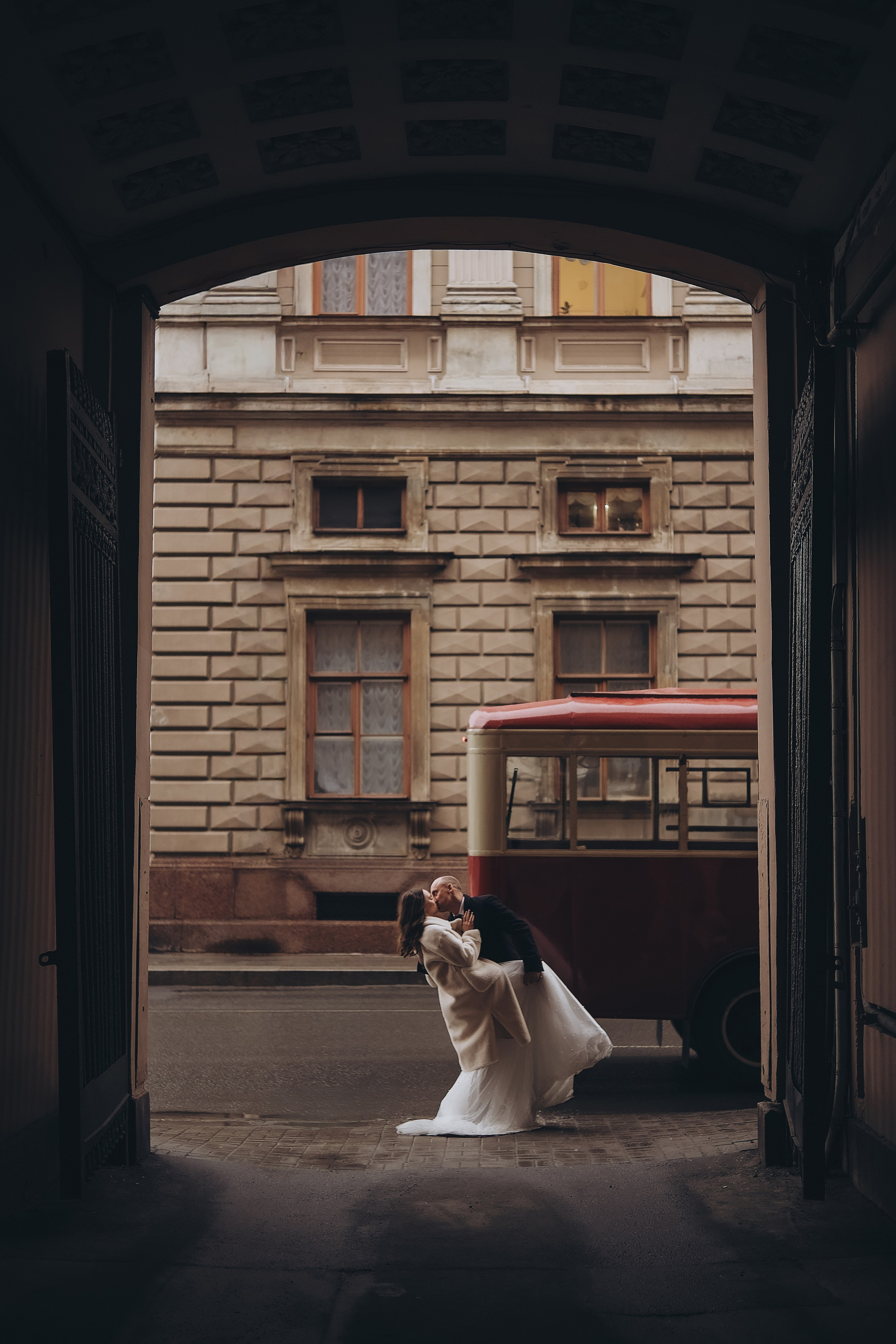 Алина & Максим. Загс приморского района. Phdkvmr.ru