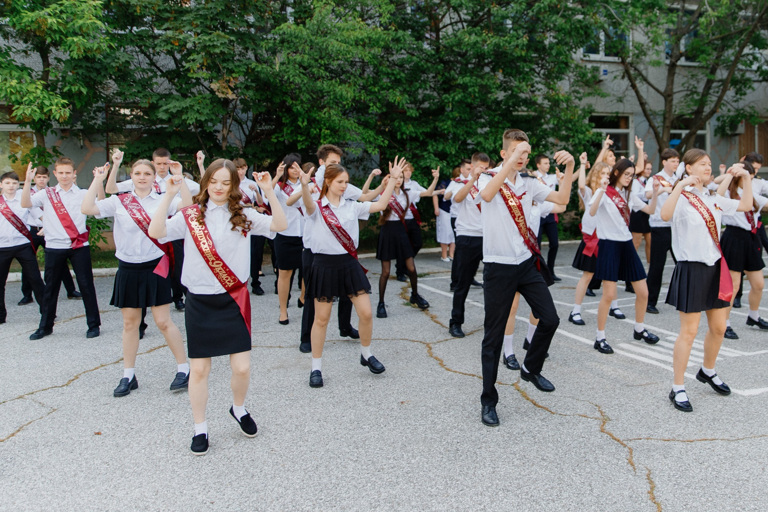 9 класс 33 школа. Выпускные альбомы Натальи Бутко: Новороссийск, Анапа, Геленджик