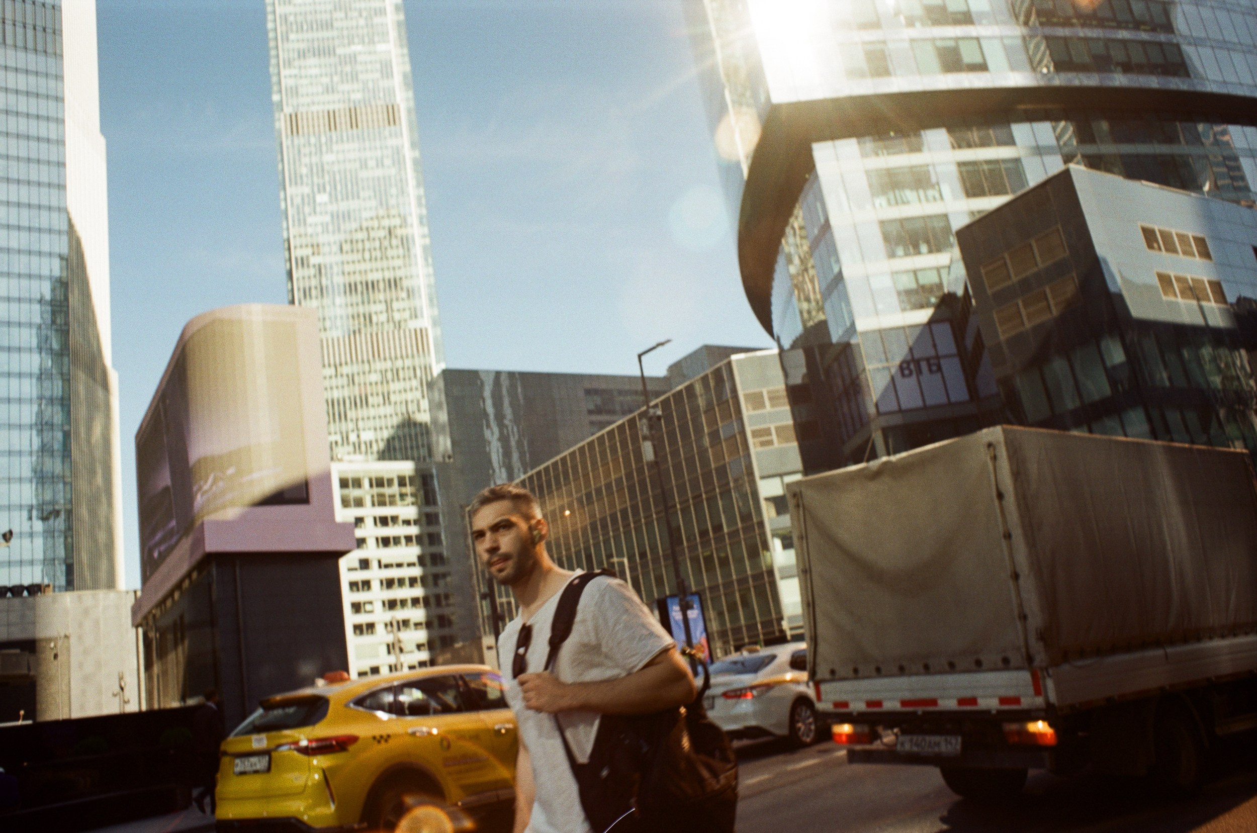 Динамика и лица столицы России. Портретный и репортажный фотограф. Мыльников Илья