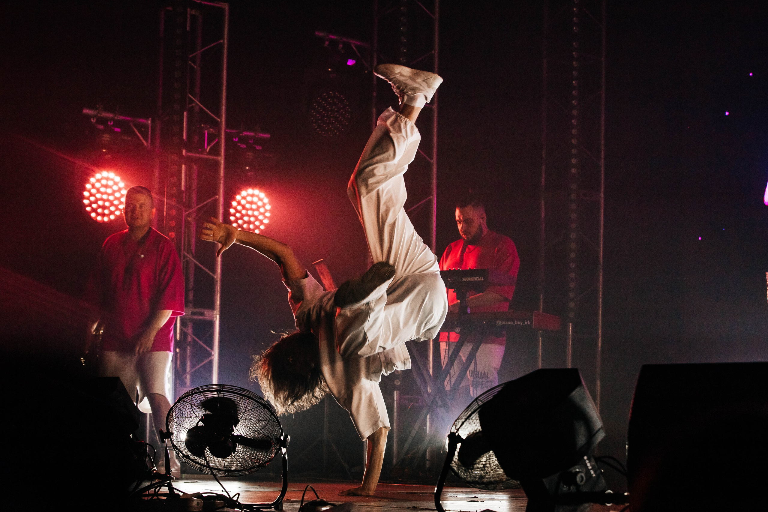 Концерт Мари Краймбрери. Репортажный фотограф в Иркутске — Ярослав Ковалёв