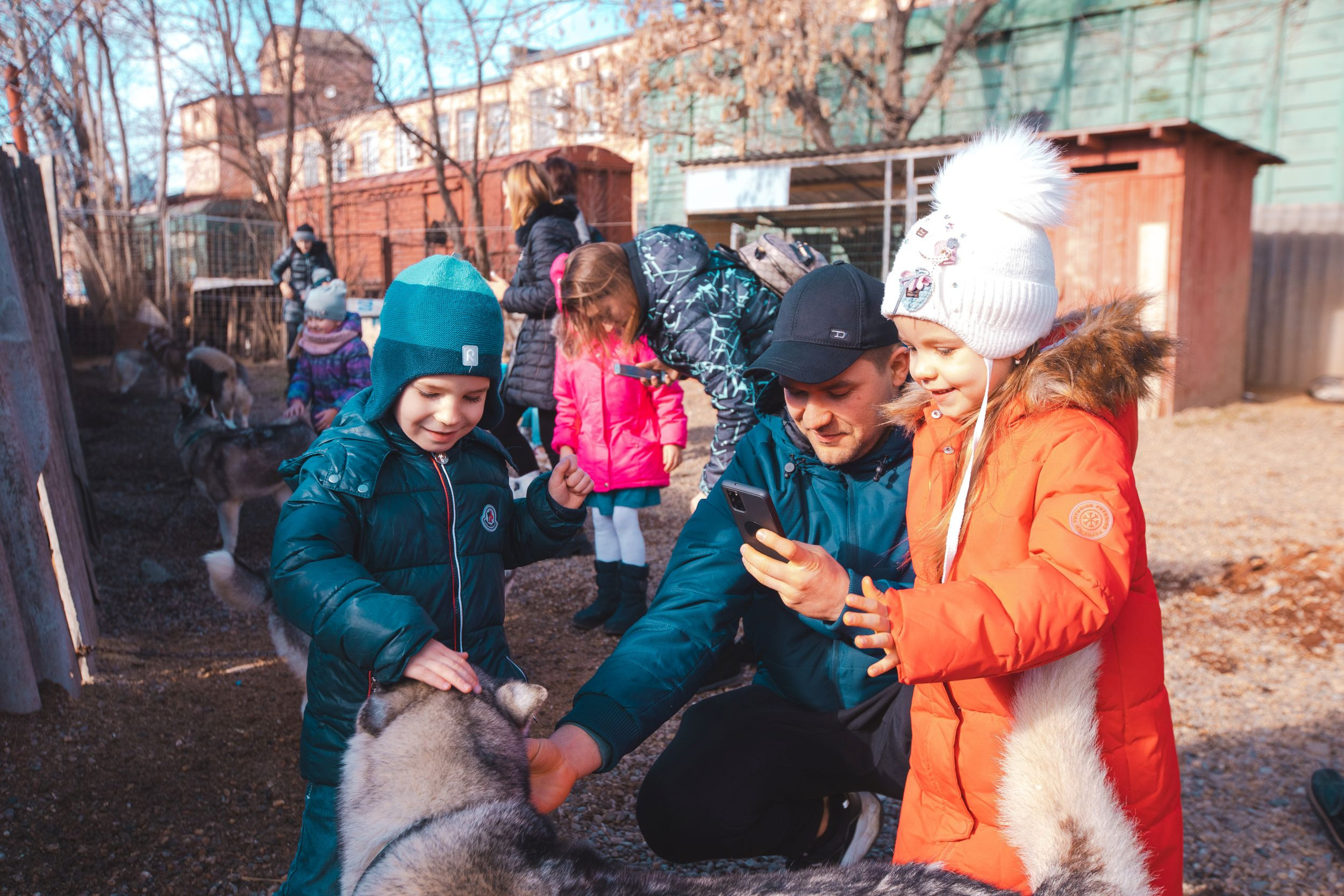 Детская экскурсия в кинологическом центре. Фотограф Марина Верятинская | Краснодар