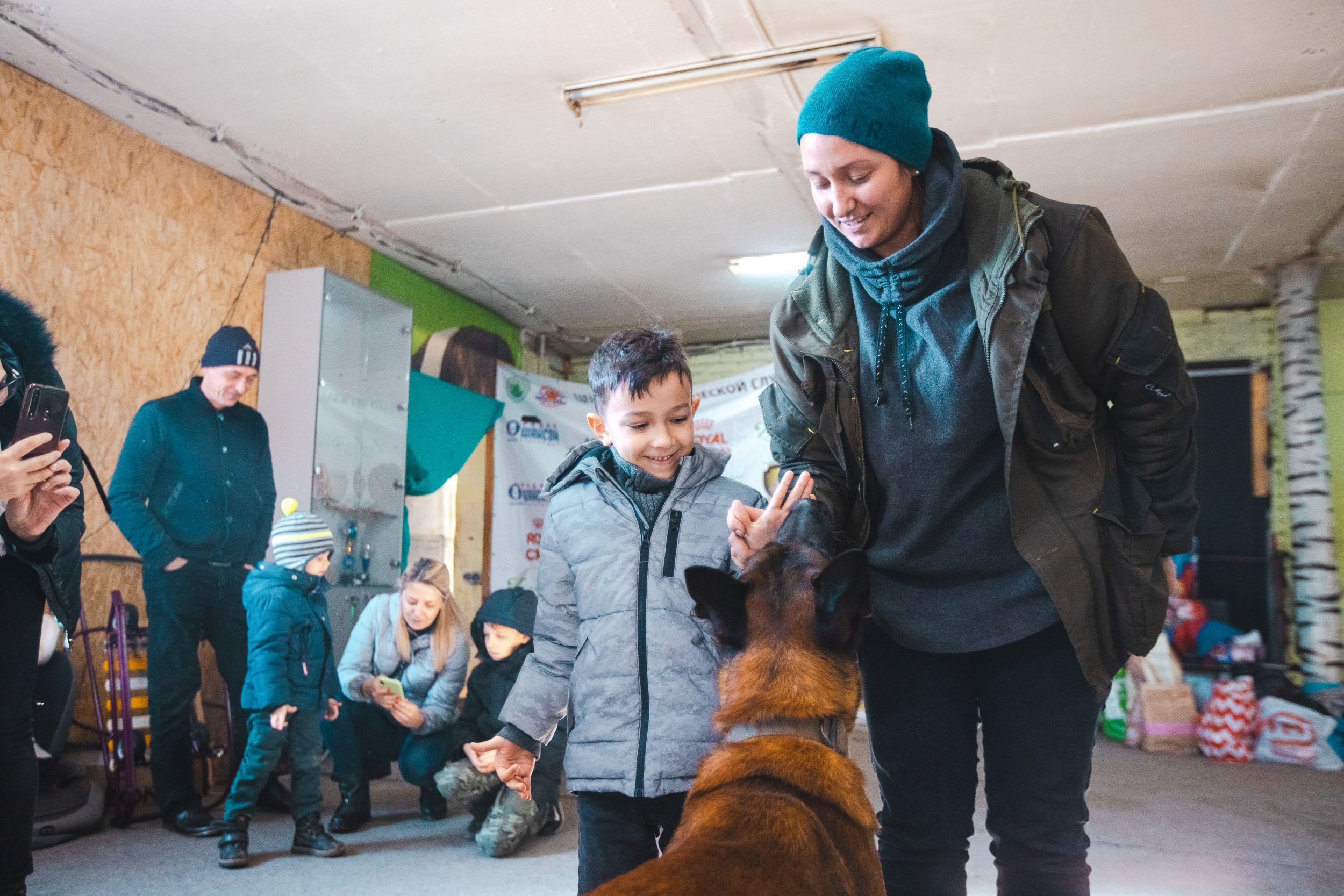 Детская экскурсия в кинологическом центре. Фотограф Марина Верятинская | Краснодар