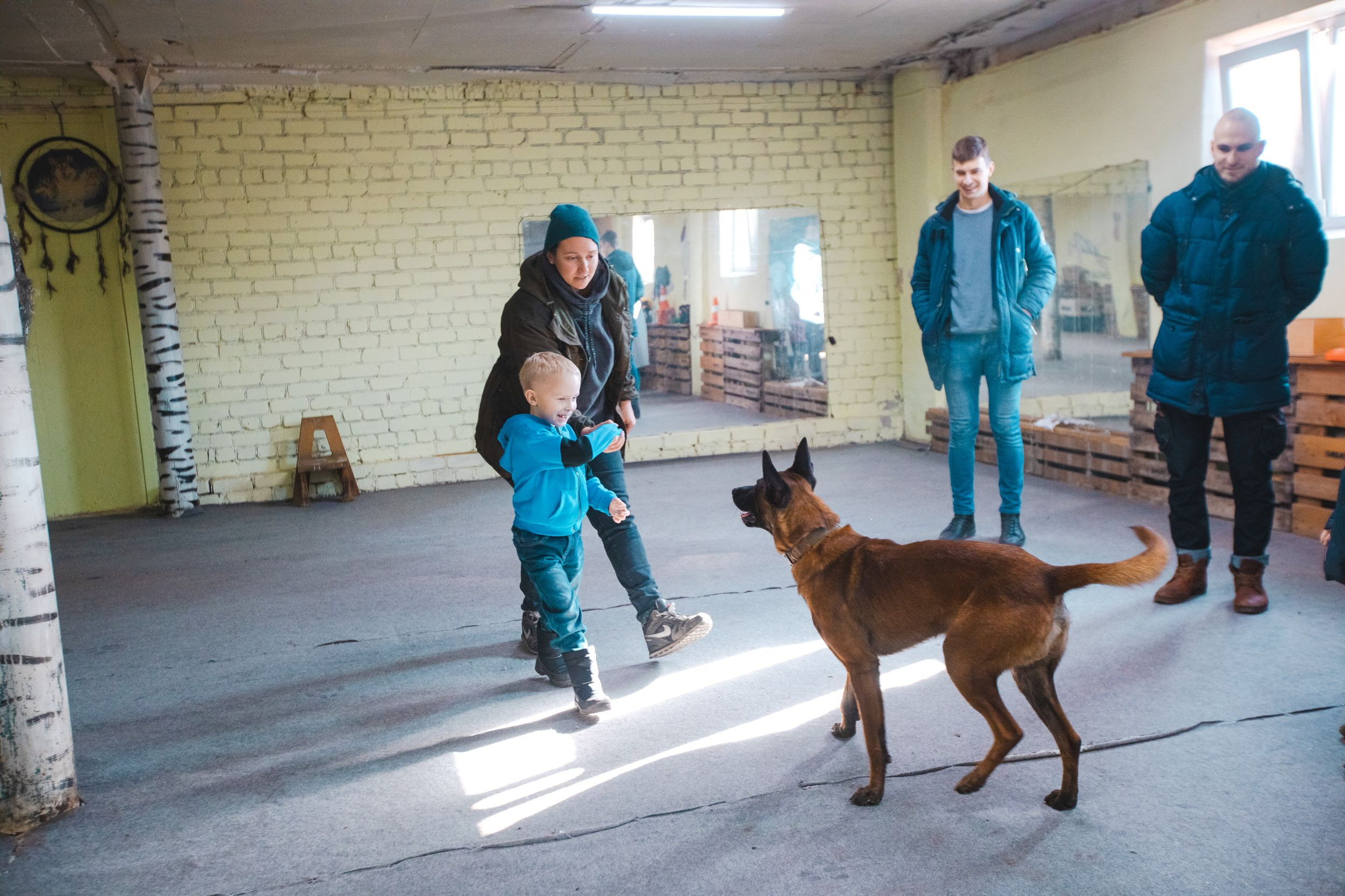 Детская экскурсия в кинологическом центре. Фотограф Марина Верятинская | Краснодар
