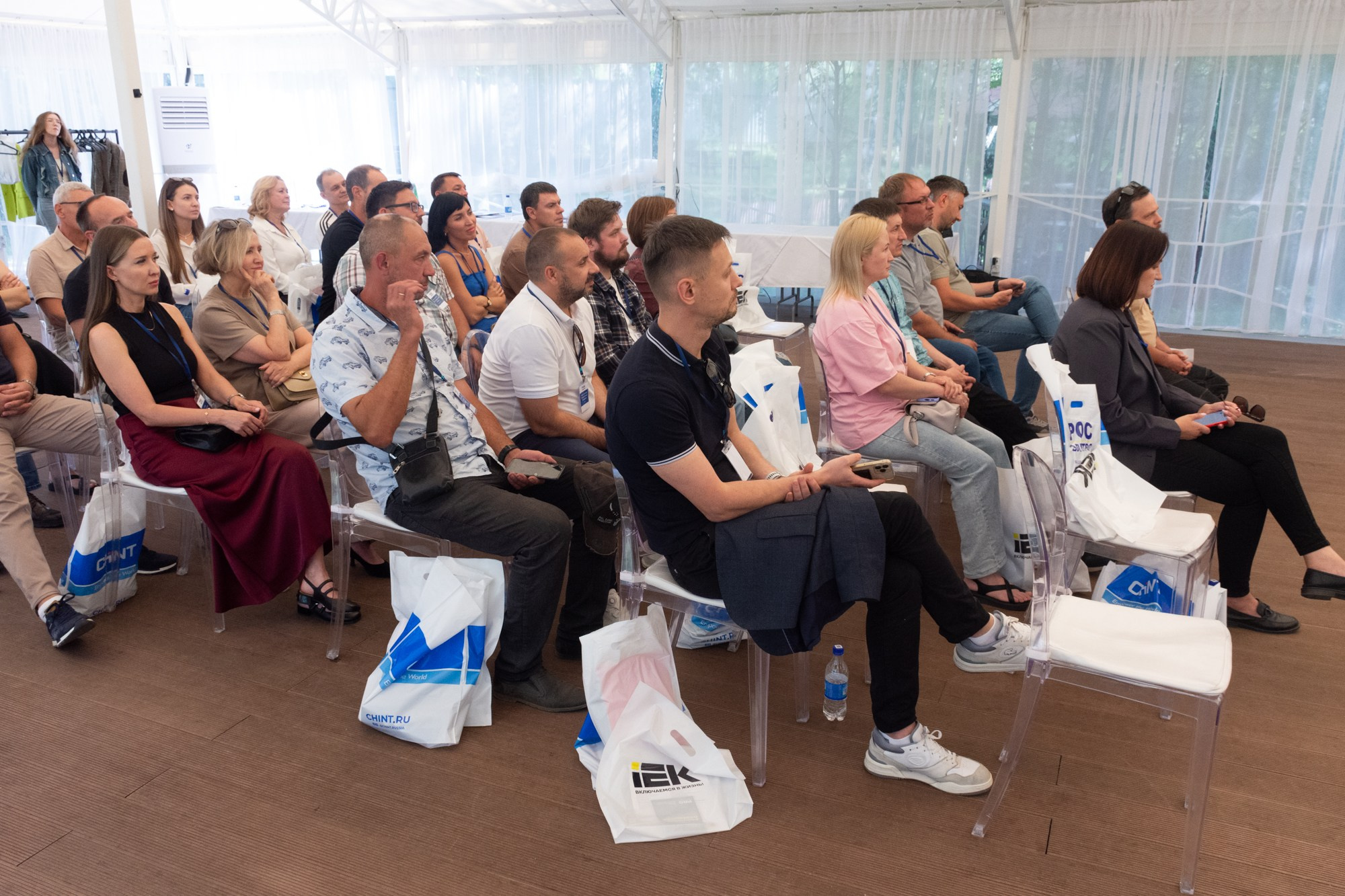 Рос электро. Фотограф Максим Буряк