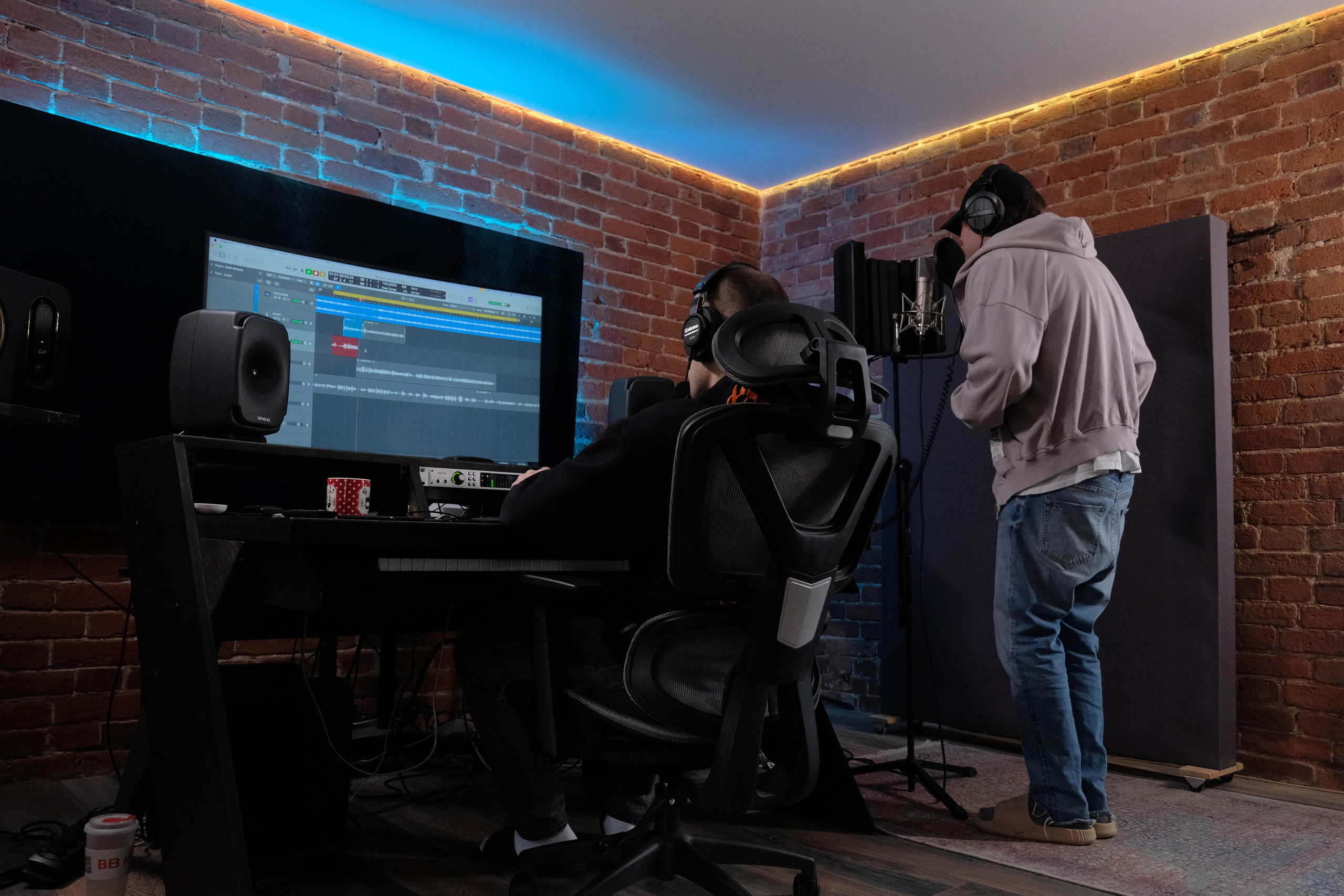 Контент для экспертов. Портретный фотограф в Москве Александр Денисов