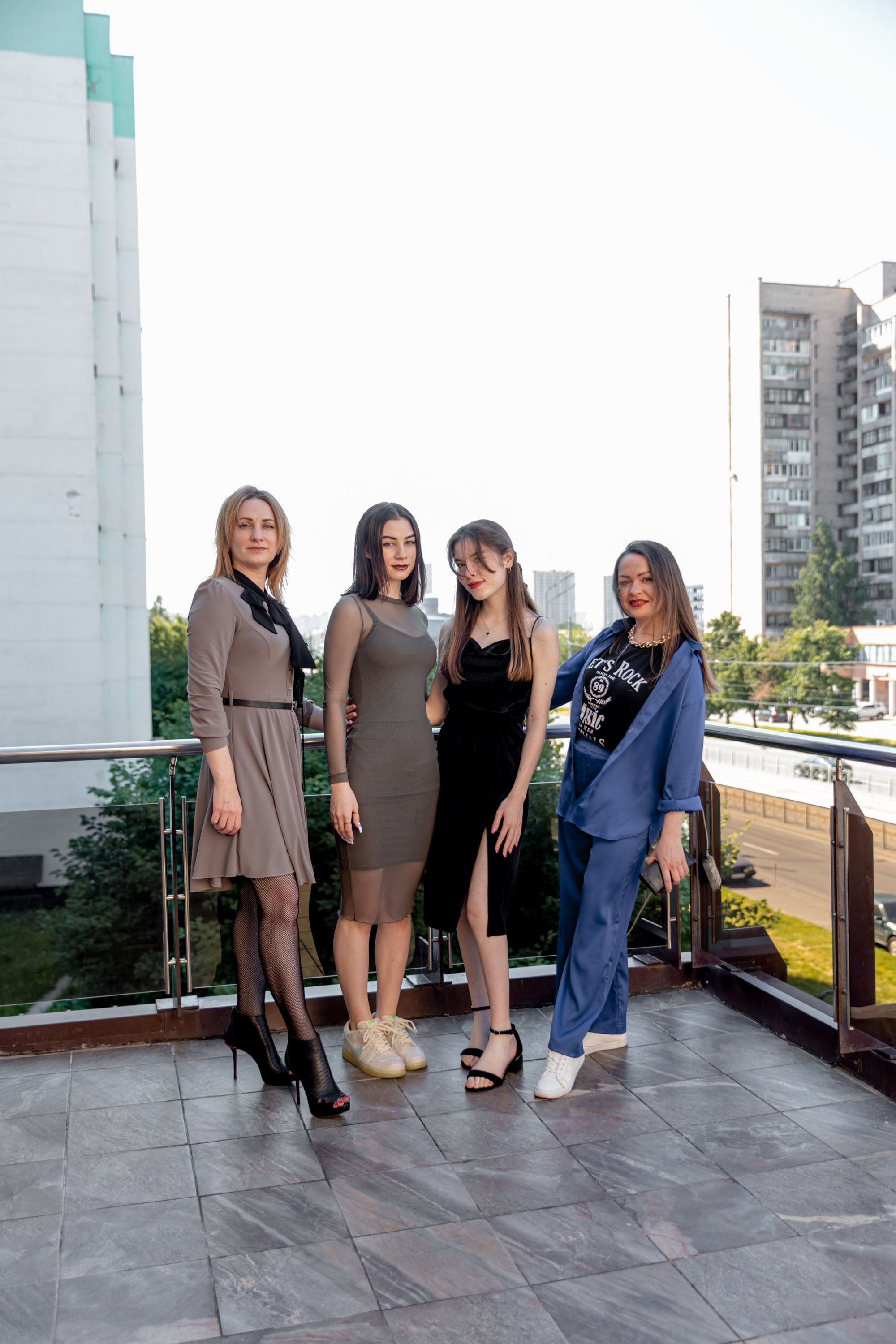 Фотосъёмка школьного выпускного в ресторане. Фотограф на праздник, корпоратив, День Рождения и Юбилей в г. Санкт-Петербурге Алексей Анкушев