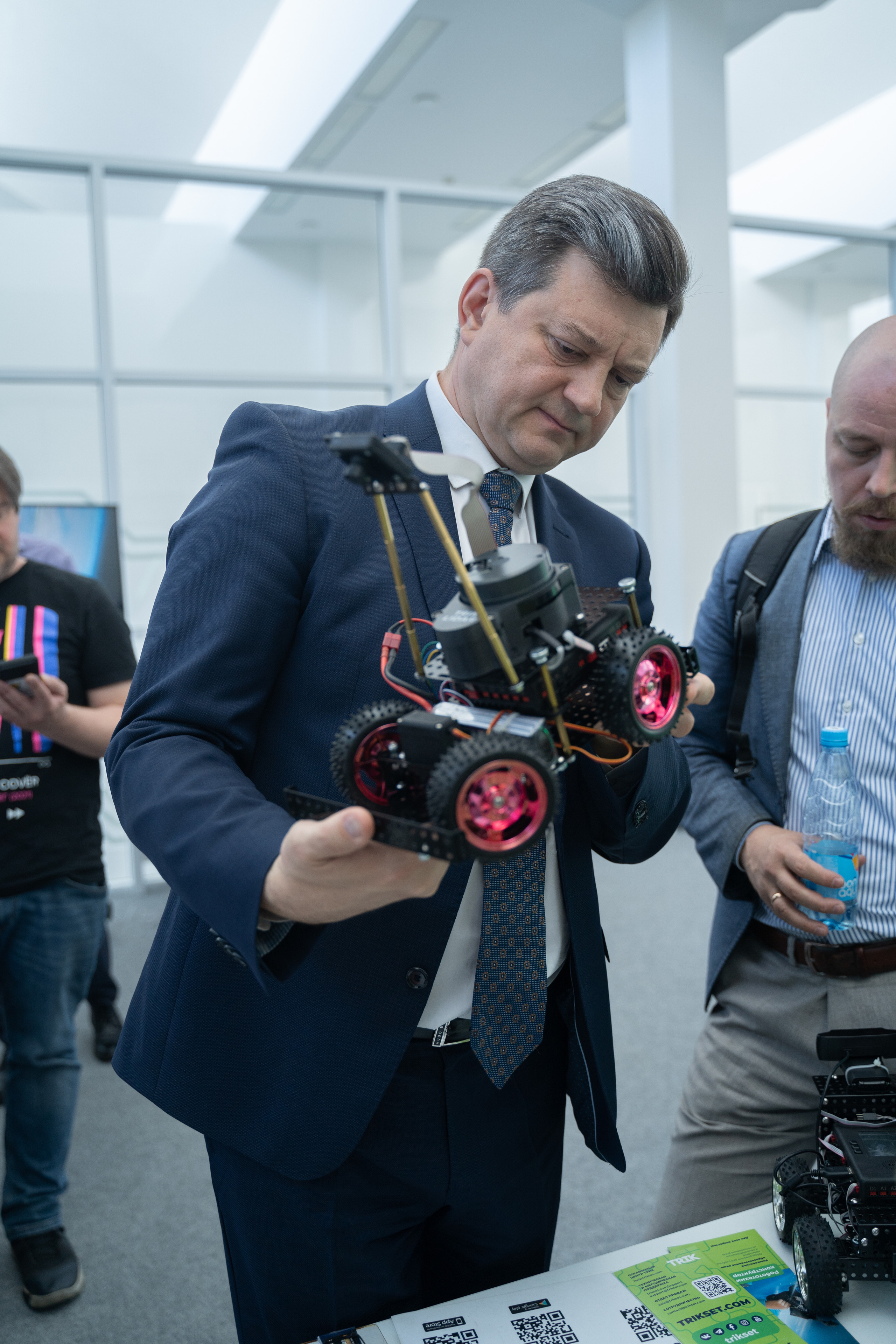 Форум «Настоящее будущее — русская электроника». Фотограф, оператор-монтажер, продюсер медиа проектов в Москве