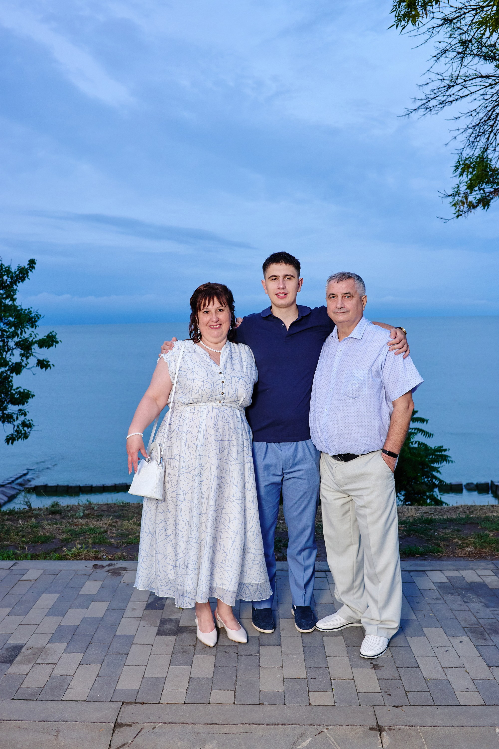 Выпускной 35 Сош. Фотограф Выпускные альбомы Таганрог Сергей Коробченко