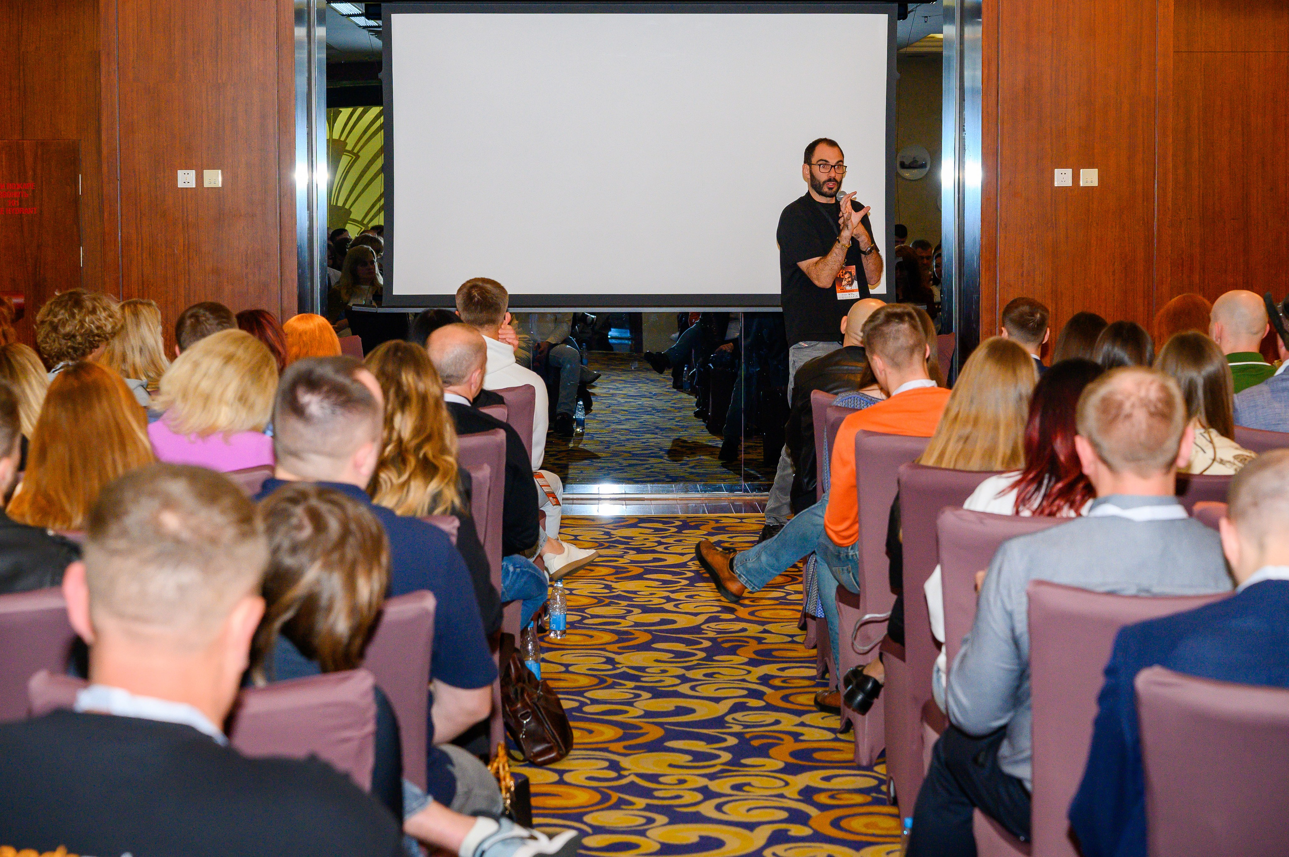 Репортажная съемка с открытия магазина. Фотоуслуги, услуги фотографа, фотографирование важных событий