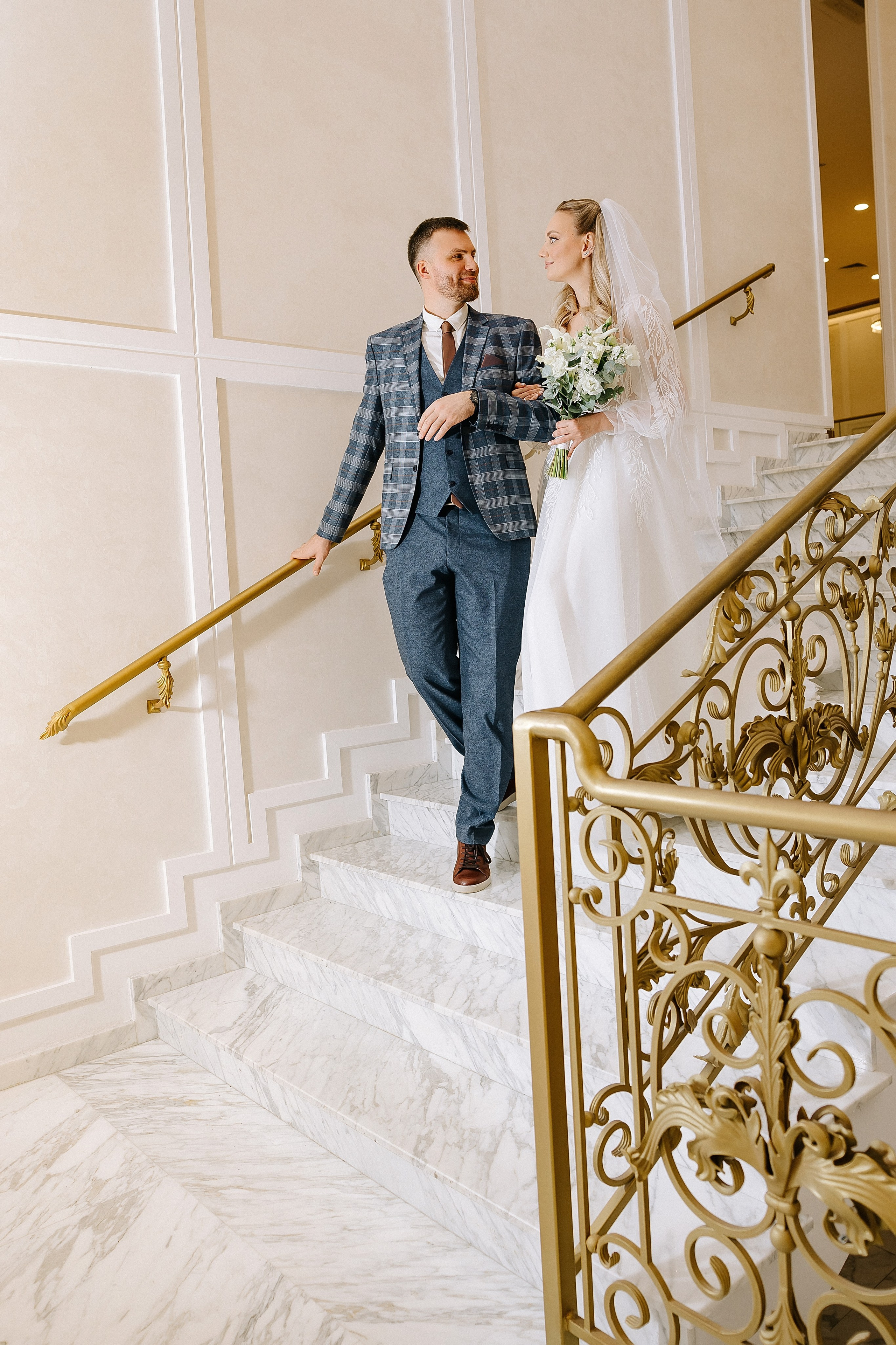 Чувства. Александр Антонов. Профессиональный свадебный, репортажный фотограф в Москве, Подольске. Фото+Видео на любой праздник