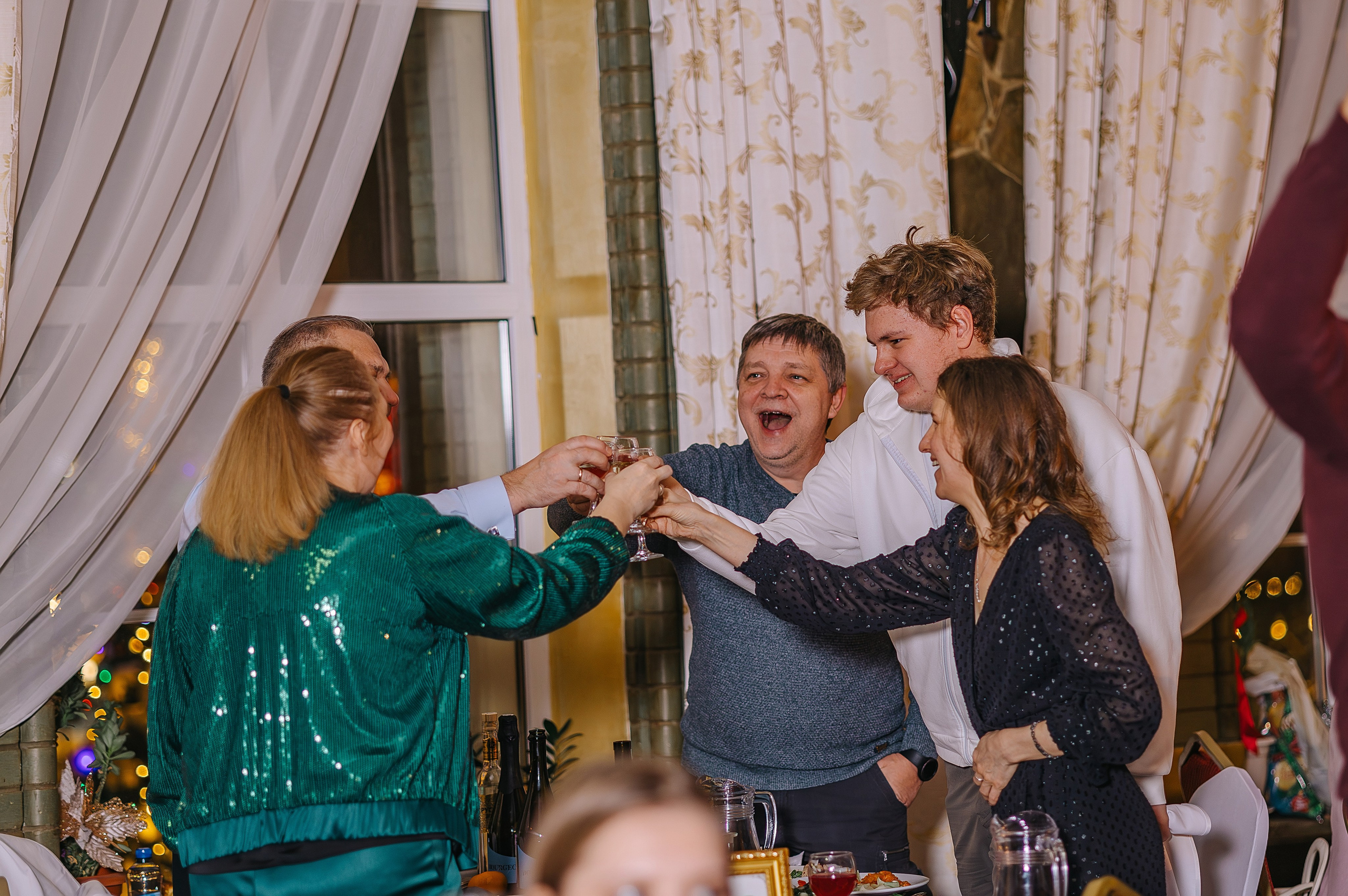 Новый год в «Айвенго» 2026. Александр Антонов. Профессиональный свадебный, репортажный фотограф в Москве, Подольске. Фото+Видео на любой праздник