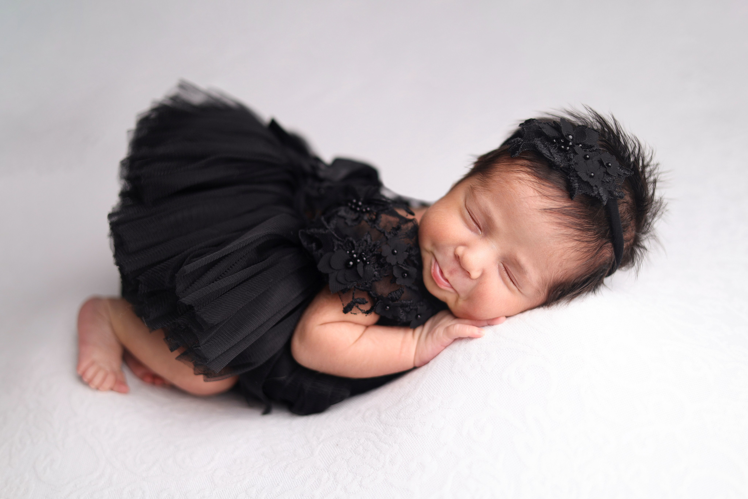 Ньюборн съемка Адель, оптимальный пакет. Фотограф новорожденных Москва. Ньюборн фотограф Москва