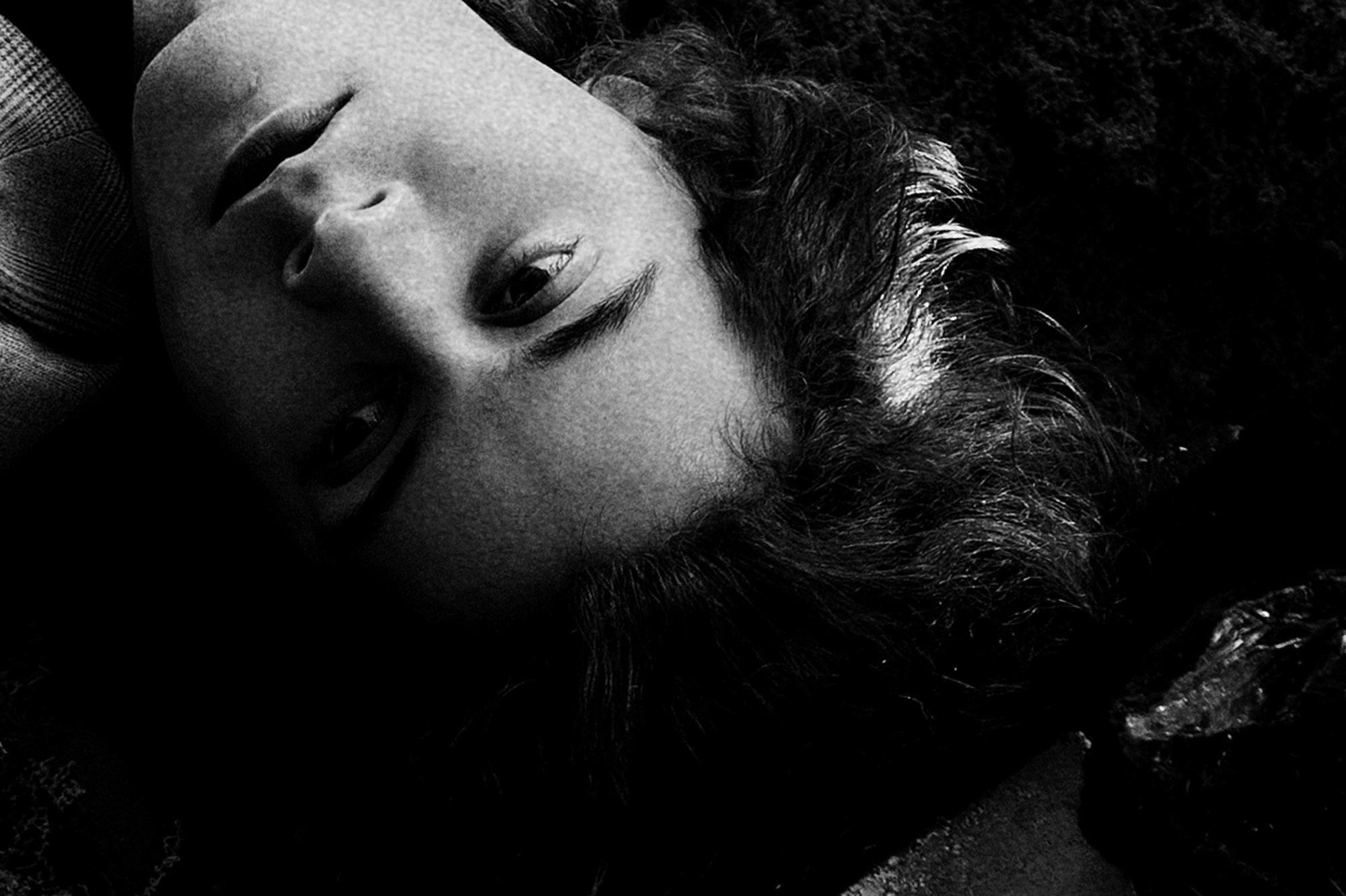 Инверсия снов | Мужской портрет в Тюмени | Фотограф Дарья Мустафина. Портретный фотограф Тюмень Дарья Мустафина