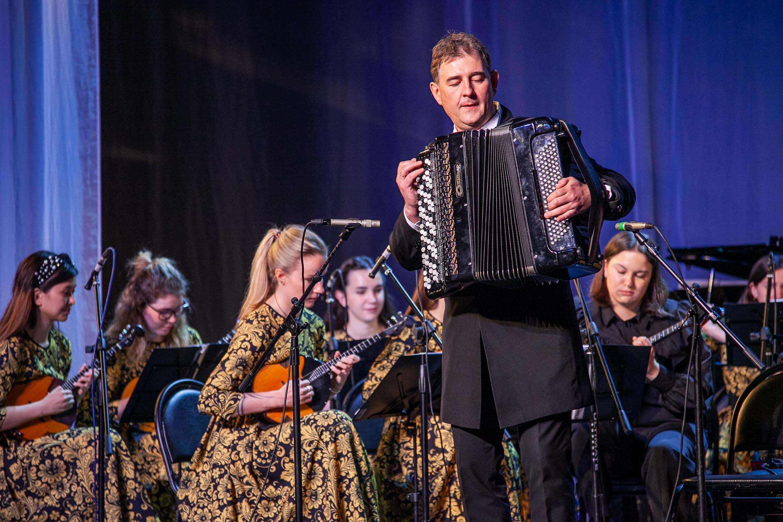 Молодежный оркестр национальных инструментов «Терема» (Санкт-Петербург) 