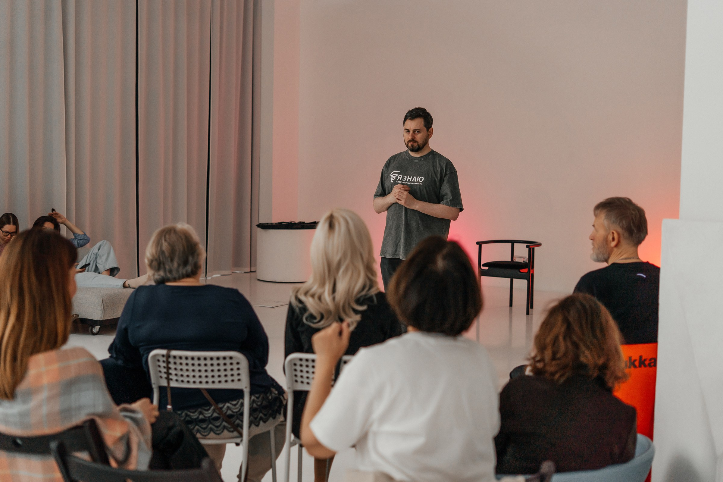 Мастер класс «Руки». Ольга Брайт Семейный и Контент Фотограф в Санкт-Петербурге