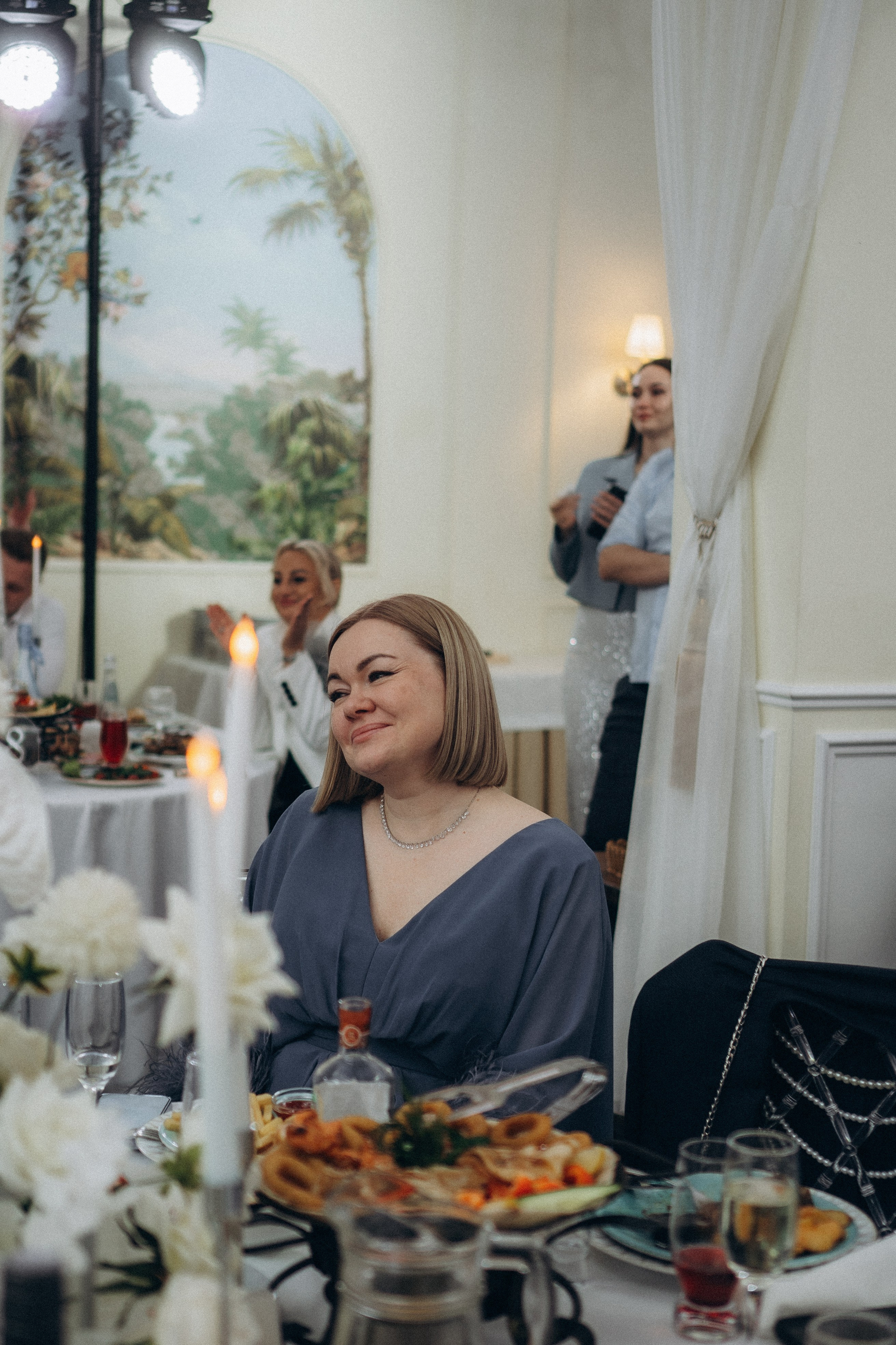 СВАДЕБНАЯ СЬЕМКА СБОРОВ В ОТЕЛЕ И ВЫЕЗД НА ЦЕРЕМОНИЮ (СНЯТО В СИБИРЕ В НИЖНЕВАРТОВСКЕ). Профессиональный фотограф, Санкт-Петербург — Виктория Богомолова