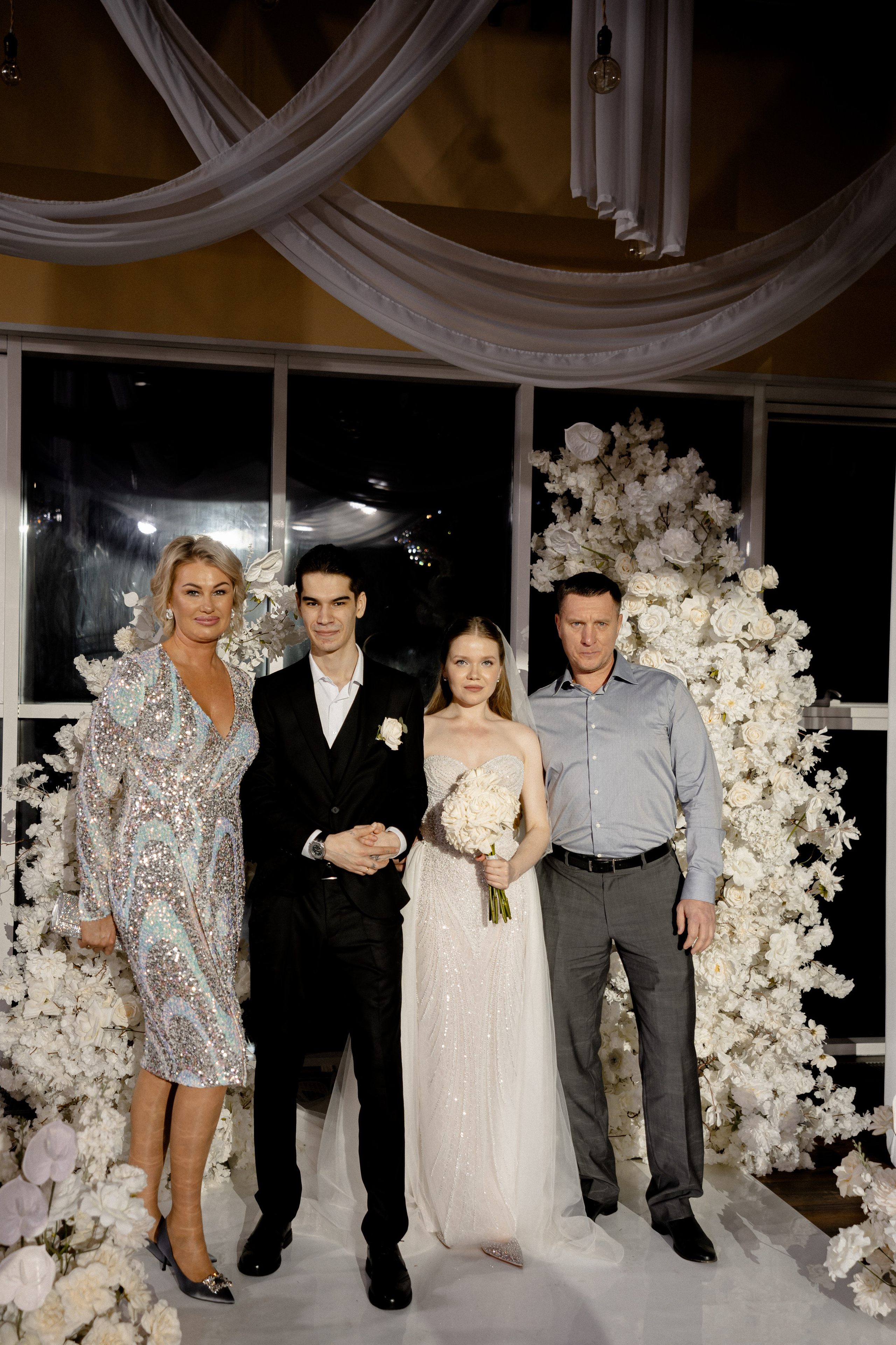 СВАДЕБНАЯ СЬЕМКА СБОРОВ В ОТЕЛЕ И ВЫЕЗД НА ЦЕРЕМОНИЮ (СНЯТО В СИБИРЕ В НИЖНЕВАРТОВСКЕ). Профессиональный фотограф, Санкт-Петербург — Виктория Богомолова