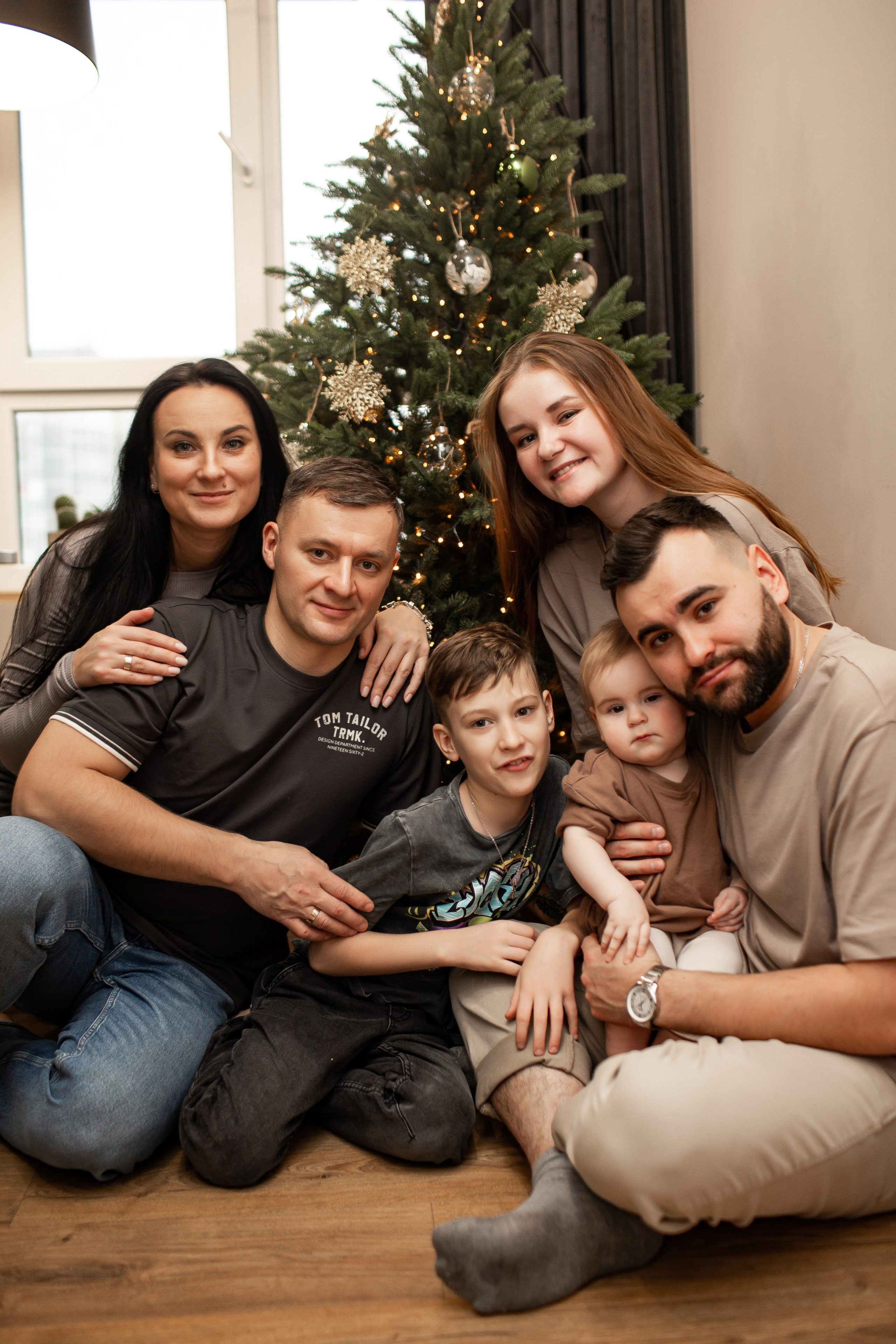 Совместный завтрак. Семейная съемка — это красивый способ признаться своей семье в любви