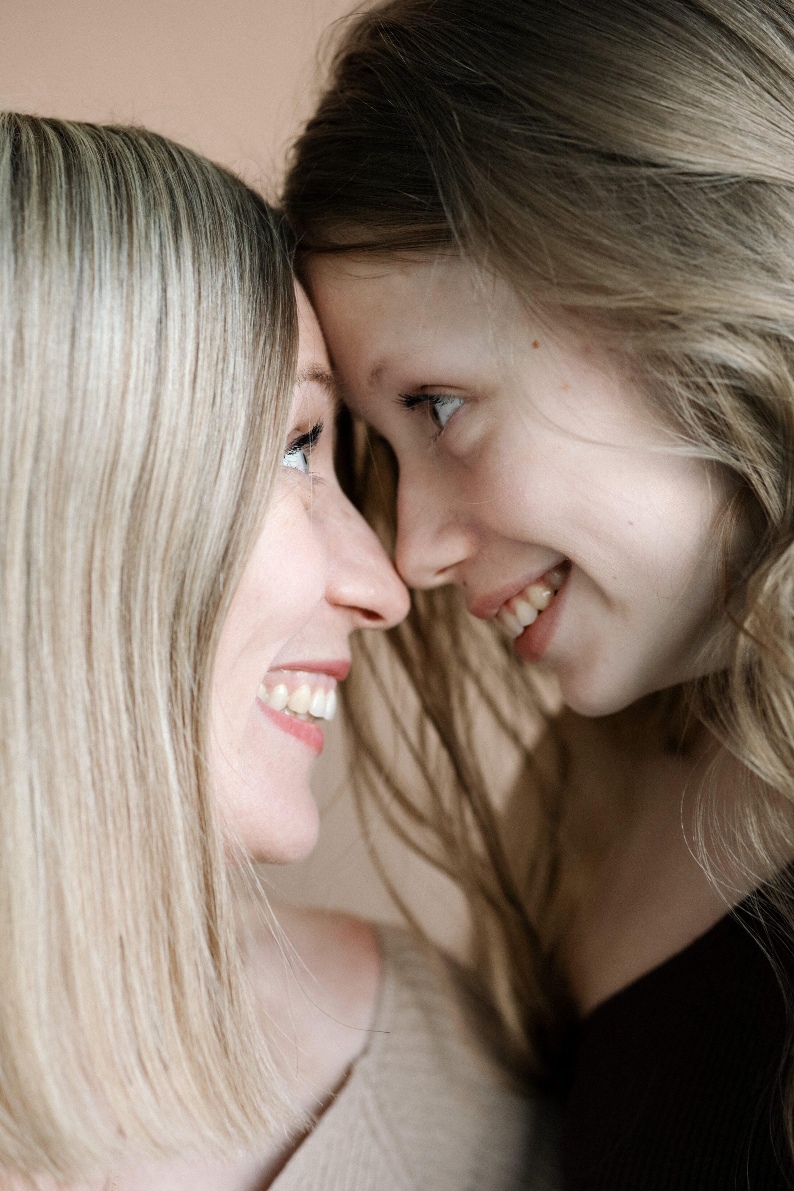 Света и Маша. Алёна Стерхова — Предметный и портретный фотограф. Ижевск