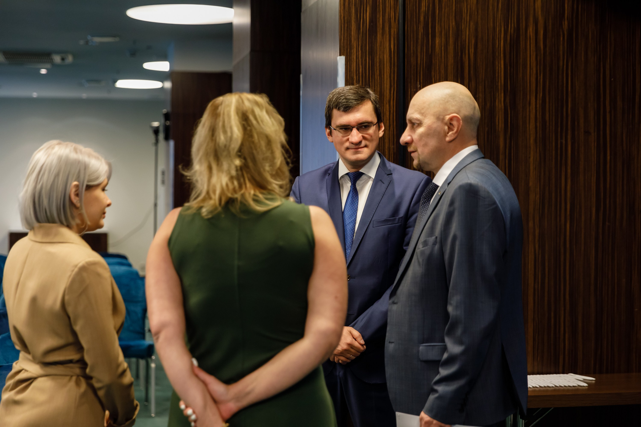 Конференция. COSMOS. Свадебный фотограф в Ярославле Анастасия Архипова