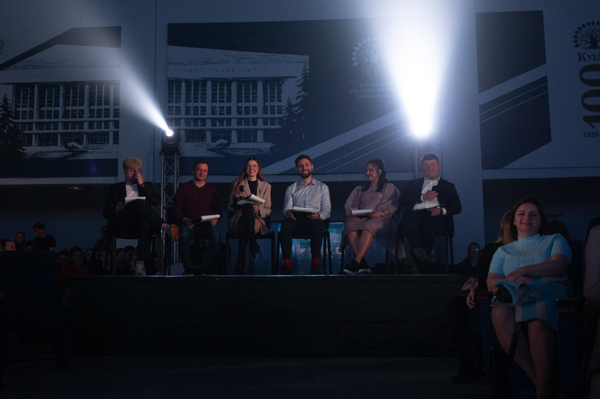 Конкурс красоты Мисс КубГУ 2022. Репортажный, промышленный и маркетплейс-фотограф Дмитрий Чернат