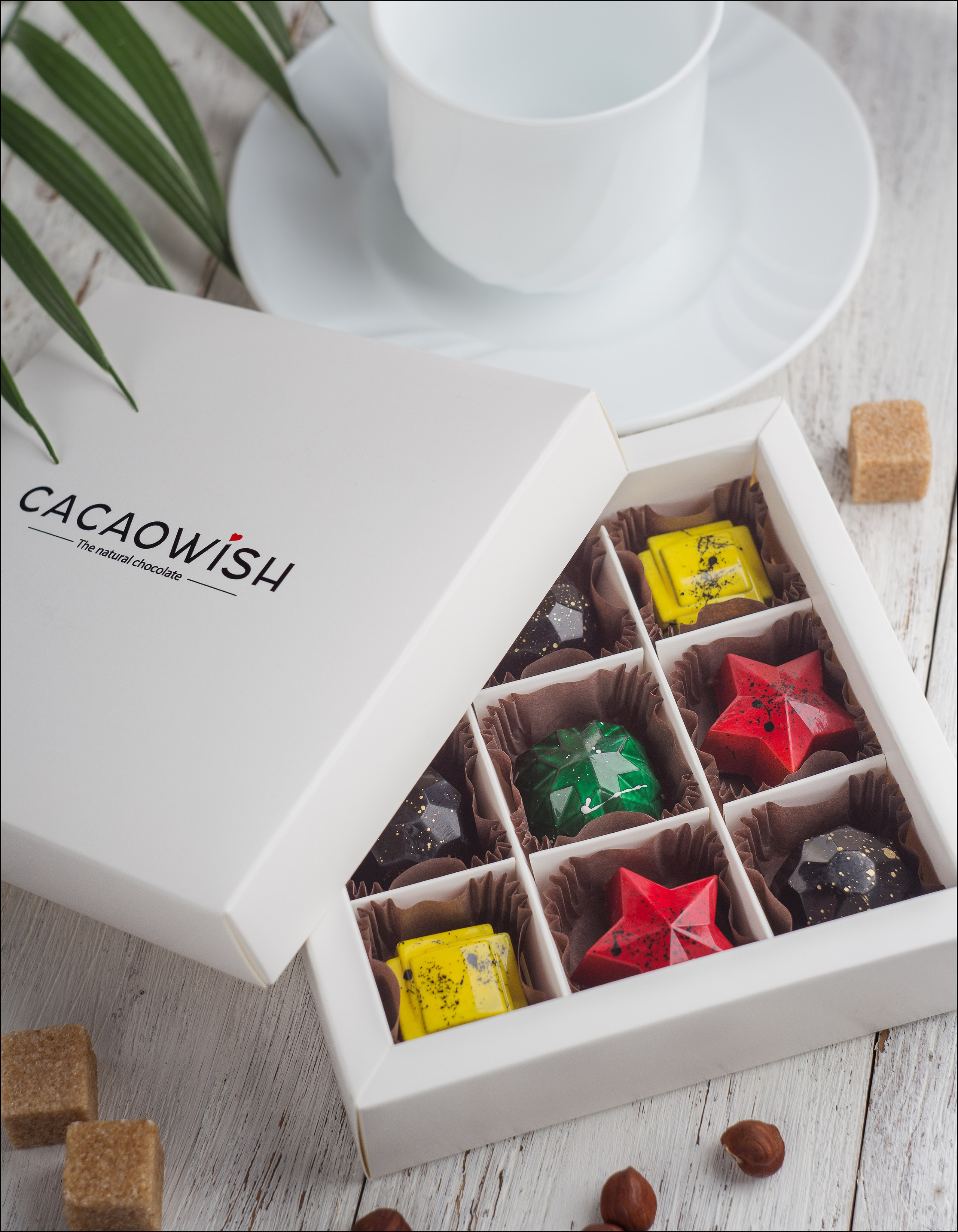 Вкусные и ароматные конфеты в подарочной упаковке