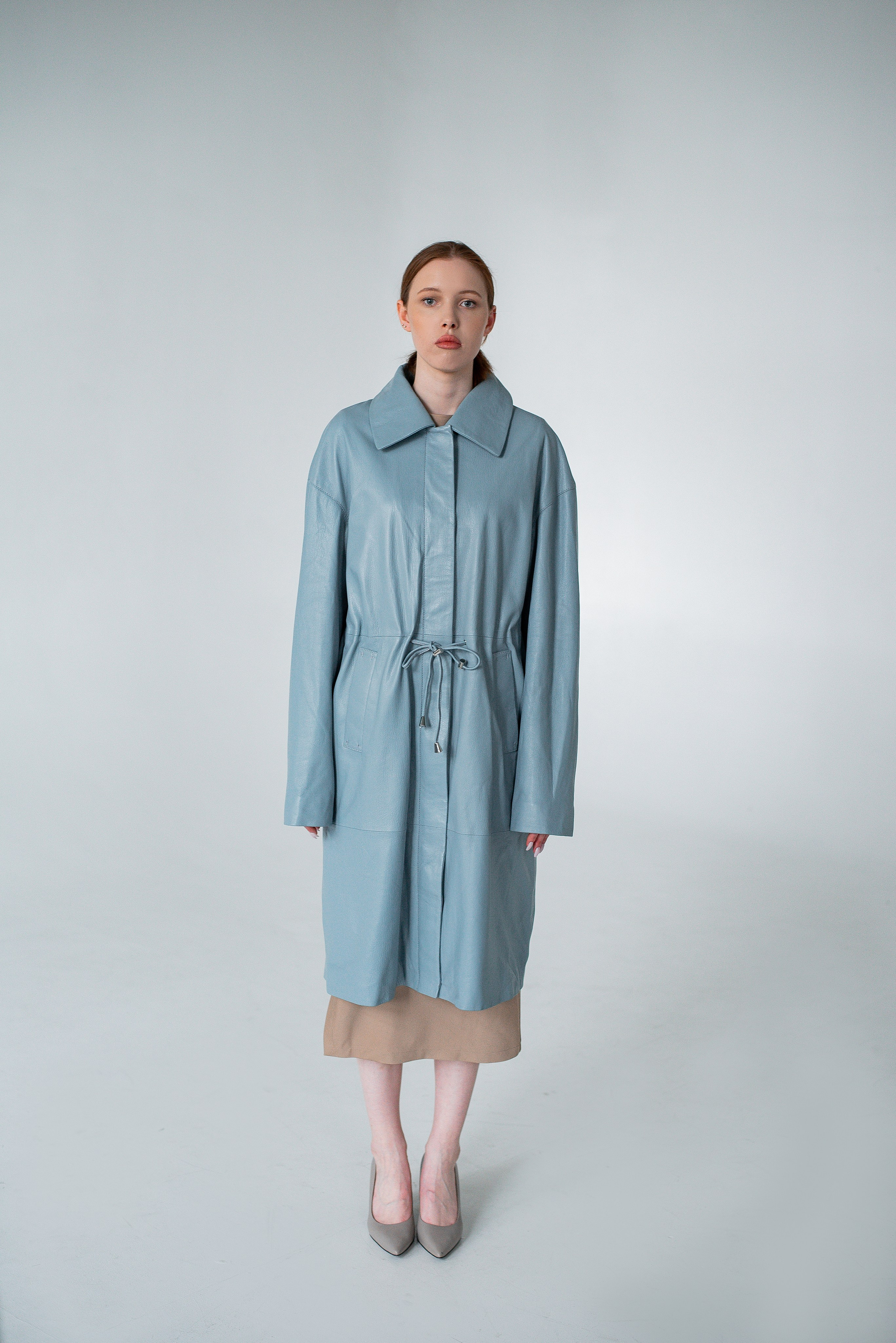 Пальто (фон). Контент фотограф в Москве Лихачева Ксения