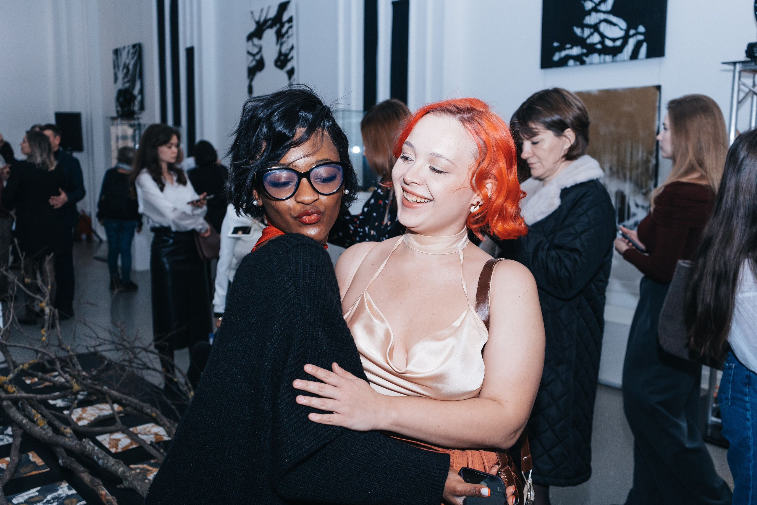 Выставка Юрия Литарова. Всё рождается. Всё продолжается. Портретный фотограф Нижний Новгород