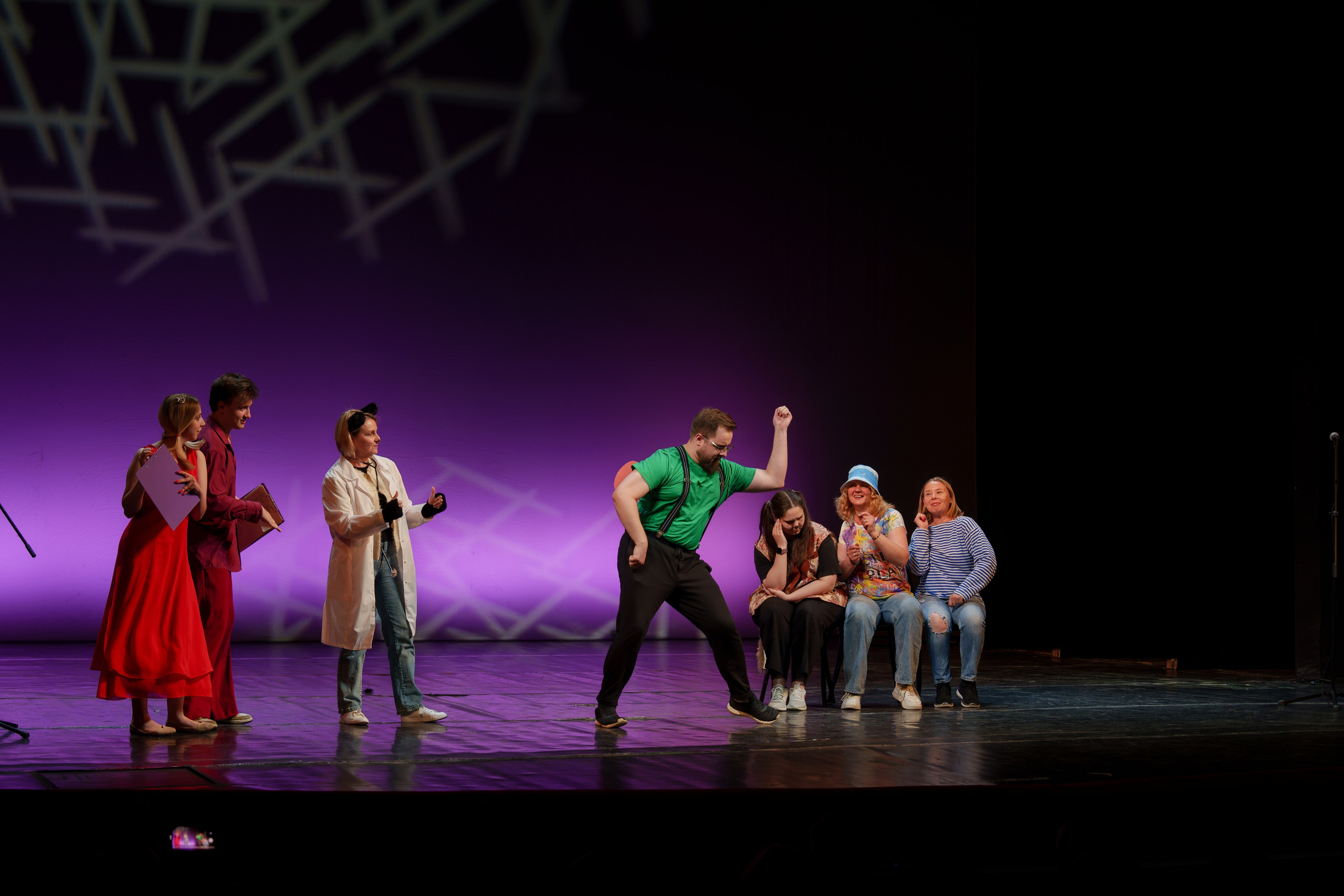 Выпускной Гимназия 7. Свадебный и репортажный фотограф Элина Козырьянова