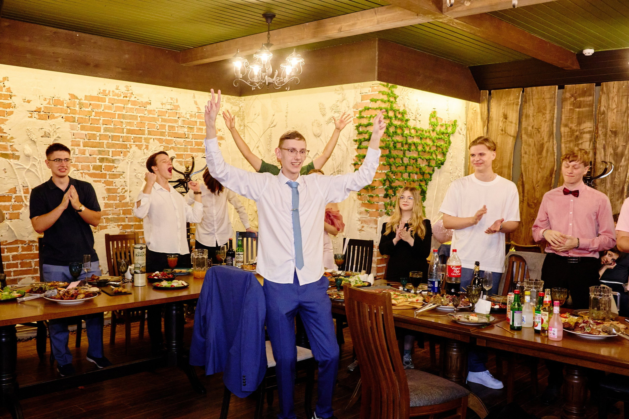 Выпускной 35 Сош. Фотограф Выпускные альбомы Таганрог Сергей Коробченко