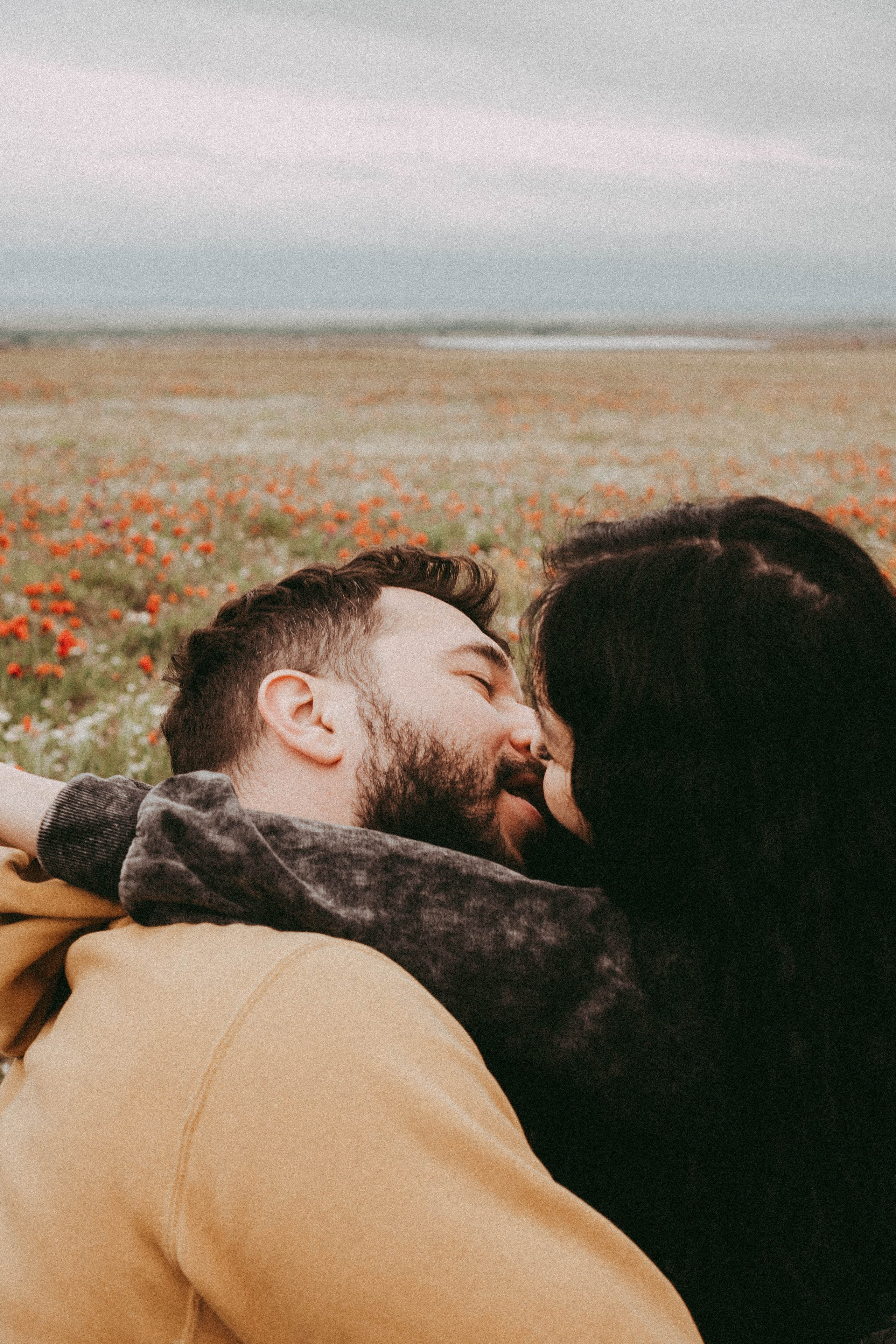 Любовь в маковом поле. Профессиональный фотограф, Санкт-Петербург — Виктория Богомолова