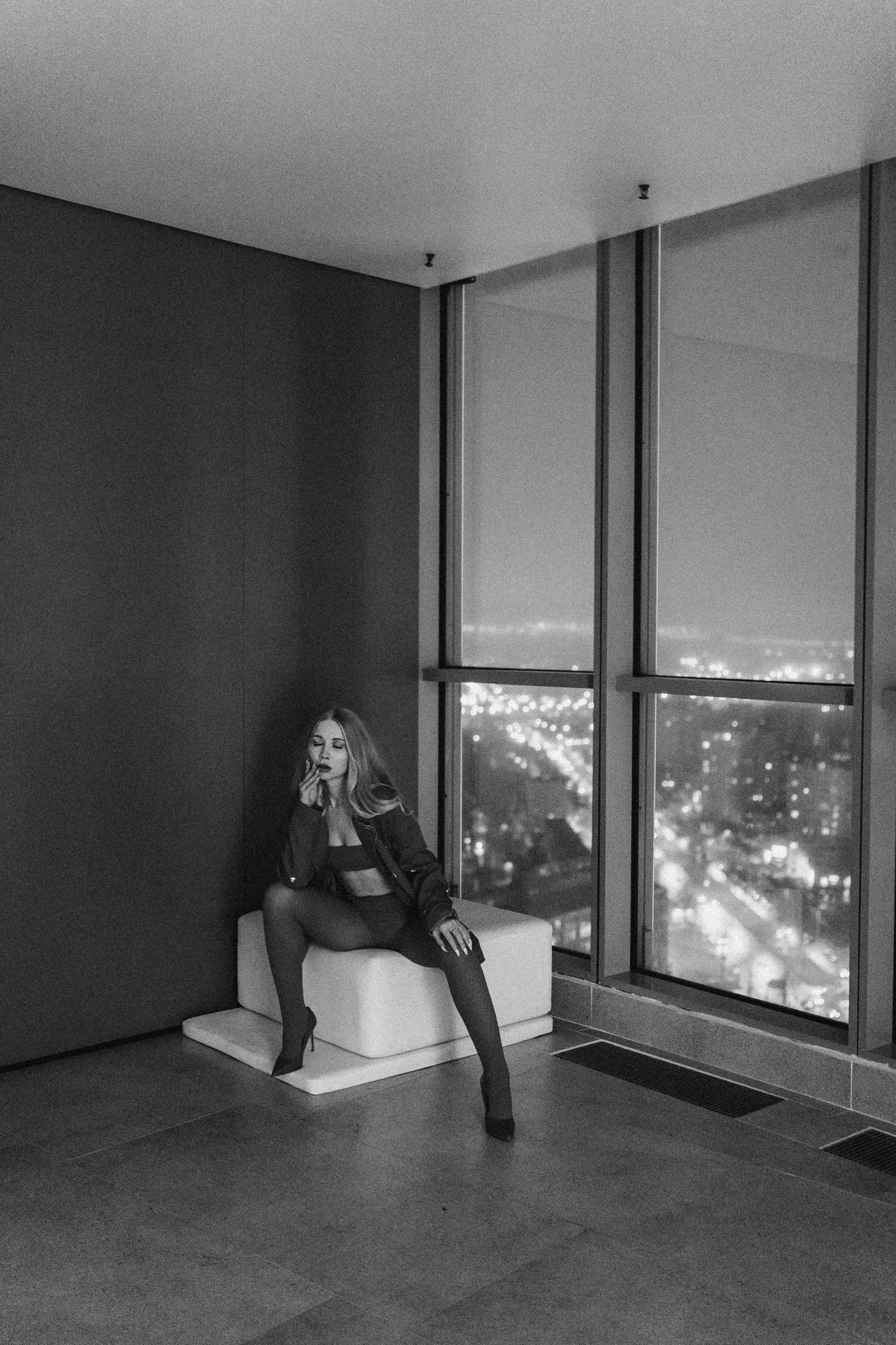 ФОТОСЕССИЯ К НОВОМУ ГОДУ В СТУДИИ С ЕЛОЧКОЙ КРАСИВЫЙ ОБРАЗ. Профессиональный фотограф, Санкт-Петербург — Виктория Богомолова