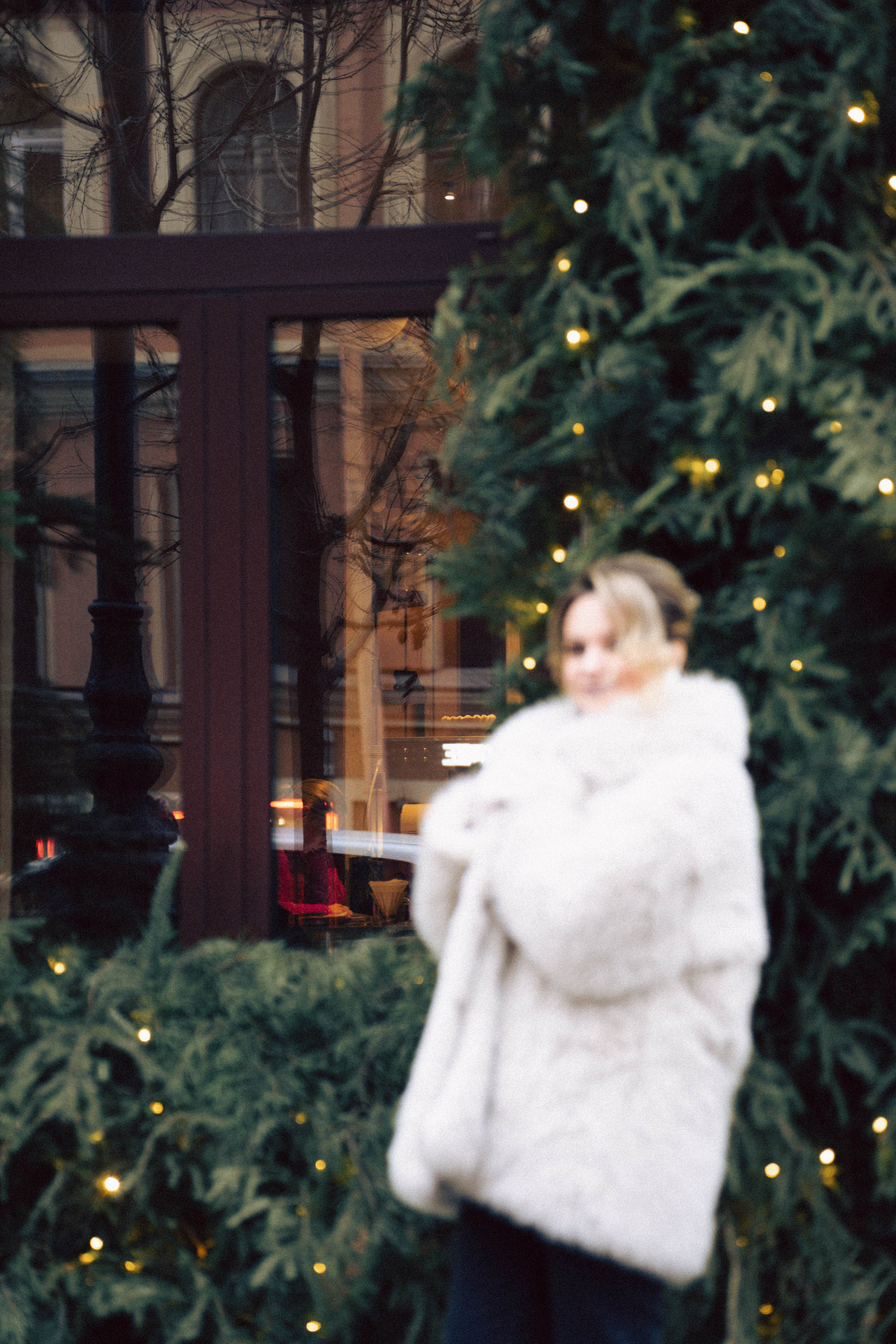 НОВОГОДНЯЯ ФОТОСЕСИИЯ В СТУДИИ ДЛЯ ДЕВУШКИ И ПРОГУЛКА ПО ЧЕРНЫШЕВСКОЙ. Профессиональный фотограф, Санкт-Петербург — Виктория Богомолова