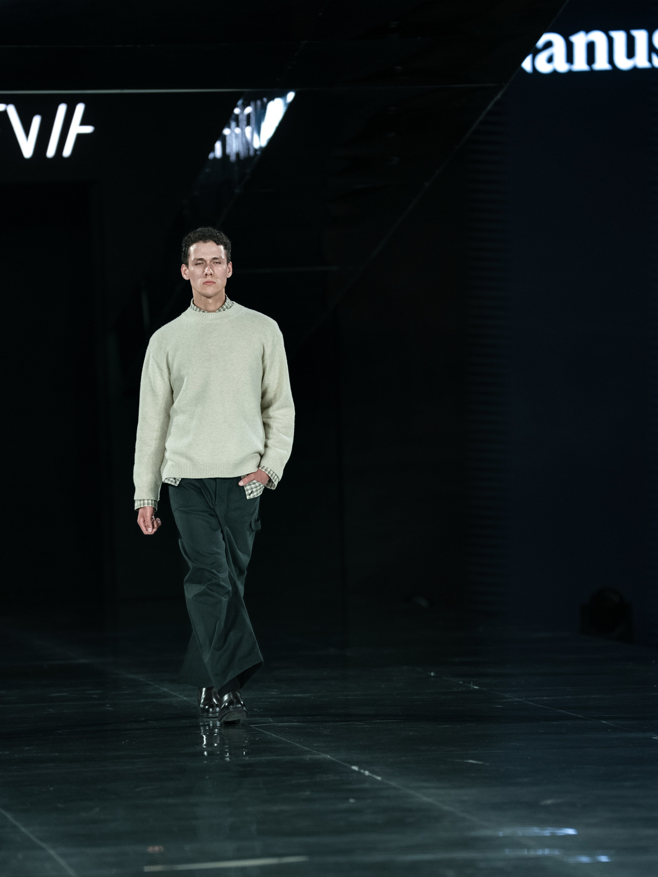 Visa Fashion Week Nanushka. Сайт Алматинского НЮ АРТ, будуар и фэшн фотографа Дениса Карпенко