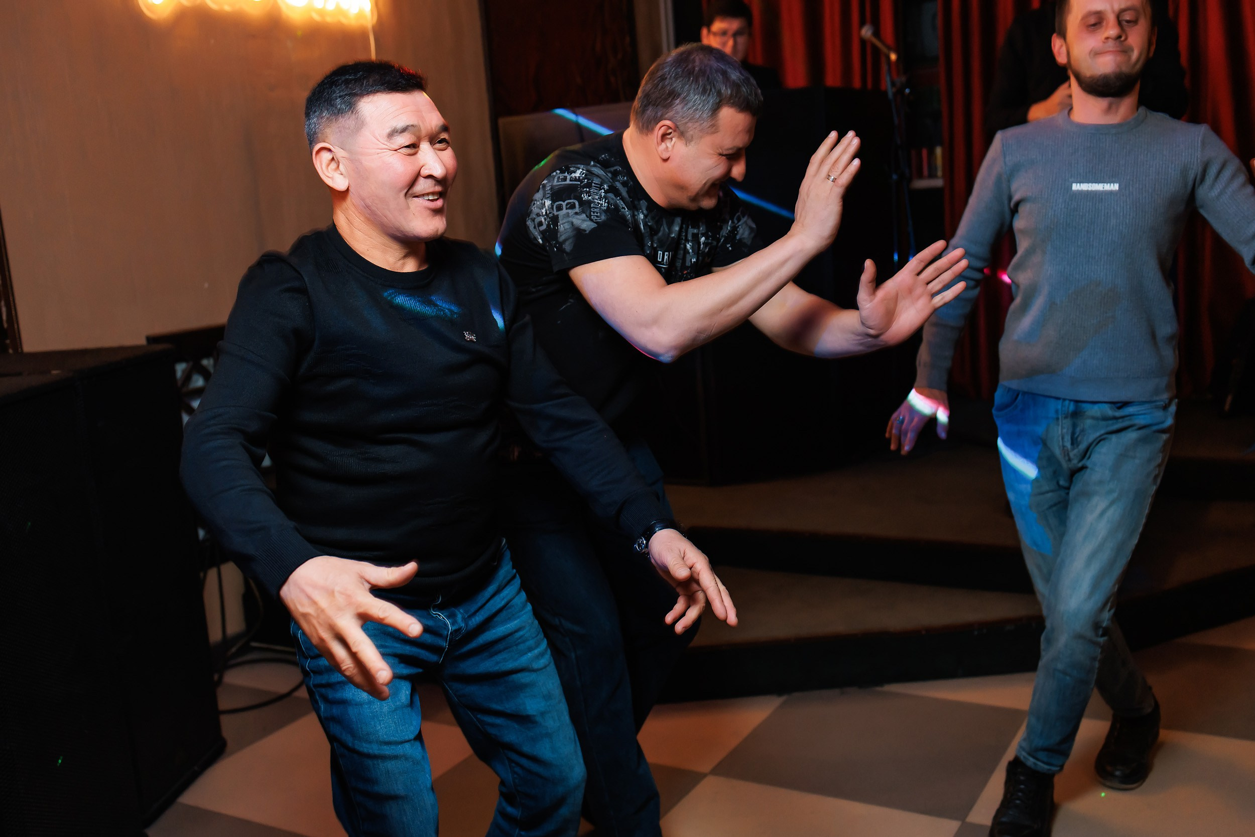 Two Star. Кипятком Павлодар