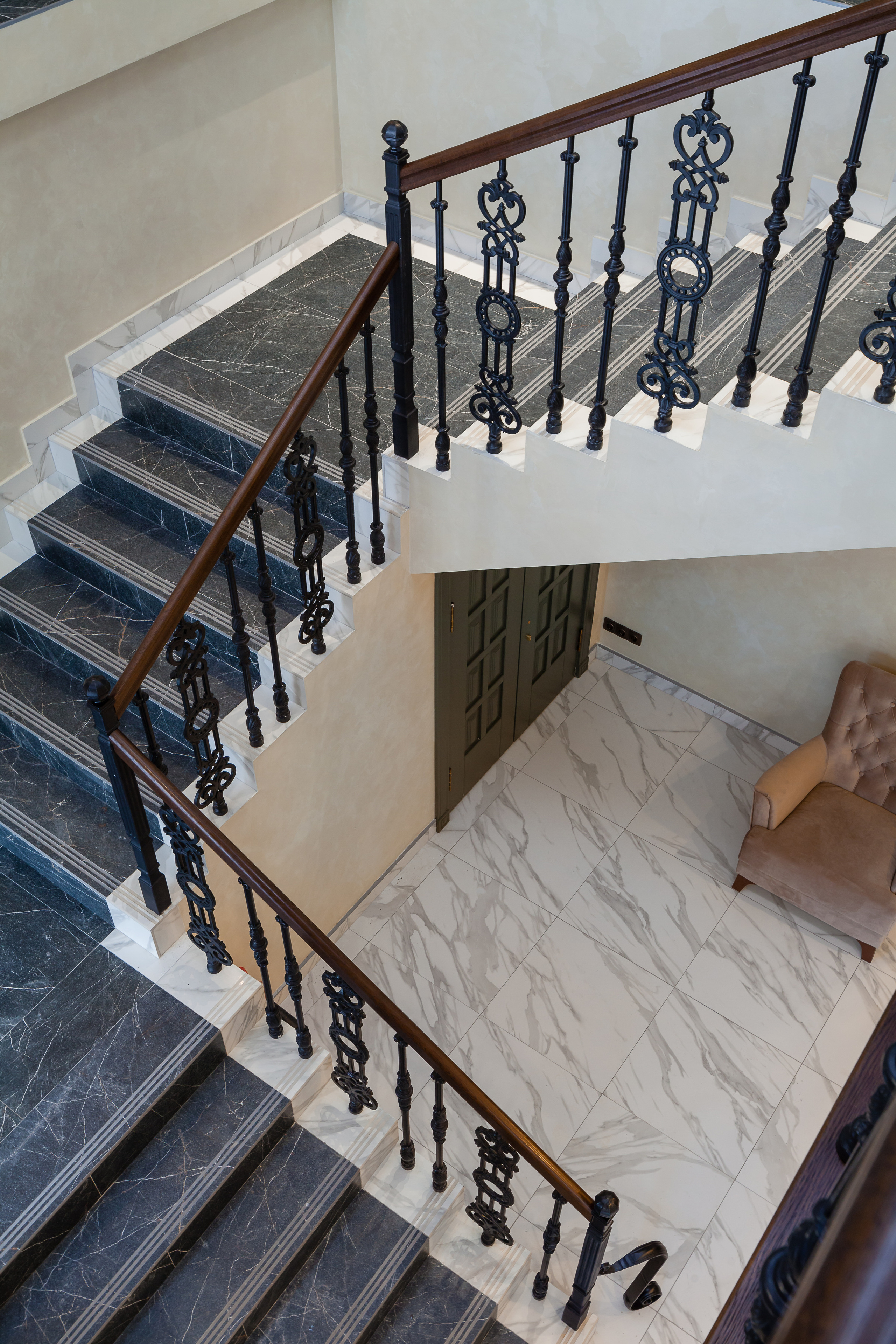 Лобби отеля. Interior designer Nataliia Iksanova